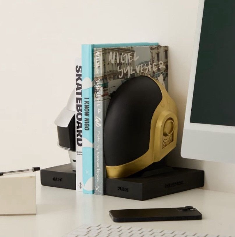 Pleasures Pleasures Book Stand Size ONE SIZE - 5 Thumbnail