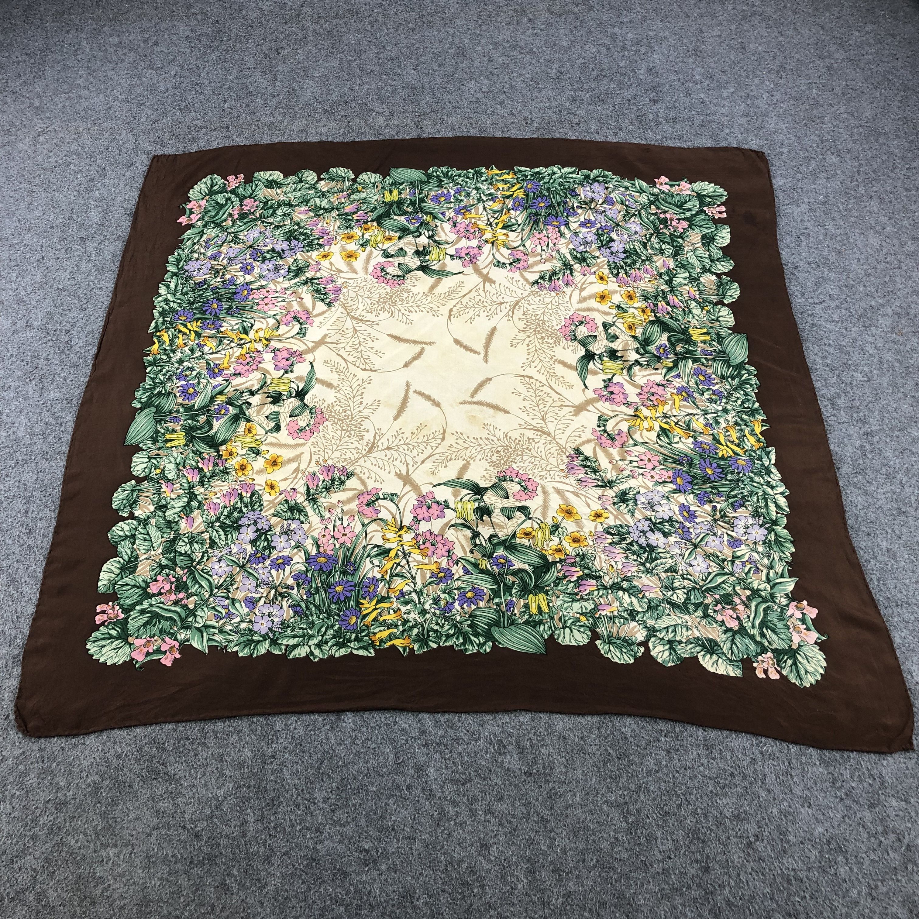 Japanese Brand Vintage Hand Rolled Floral Silk Scarf M304 Size ONE SIZE - 2 Thumbnail