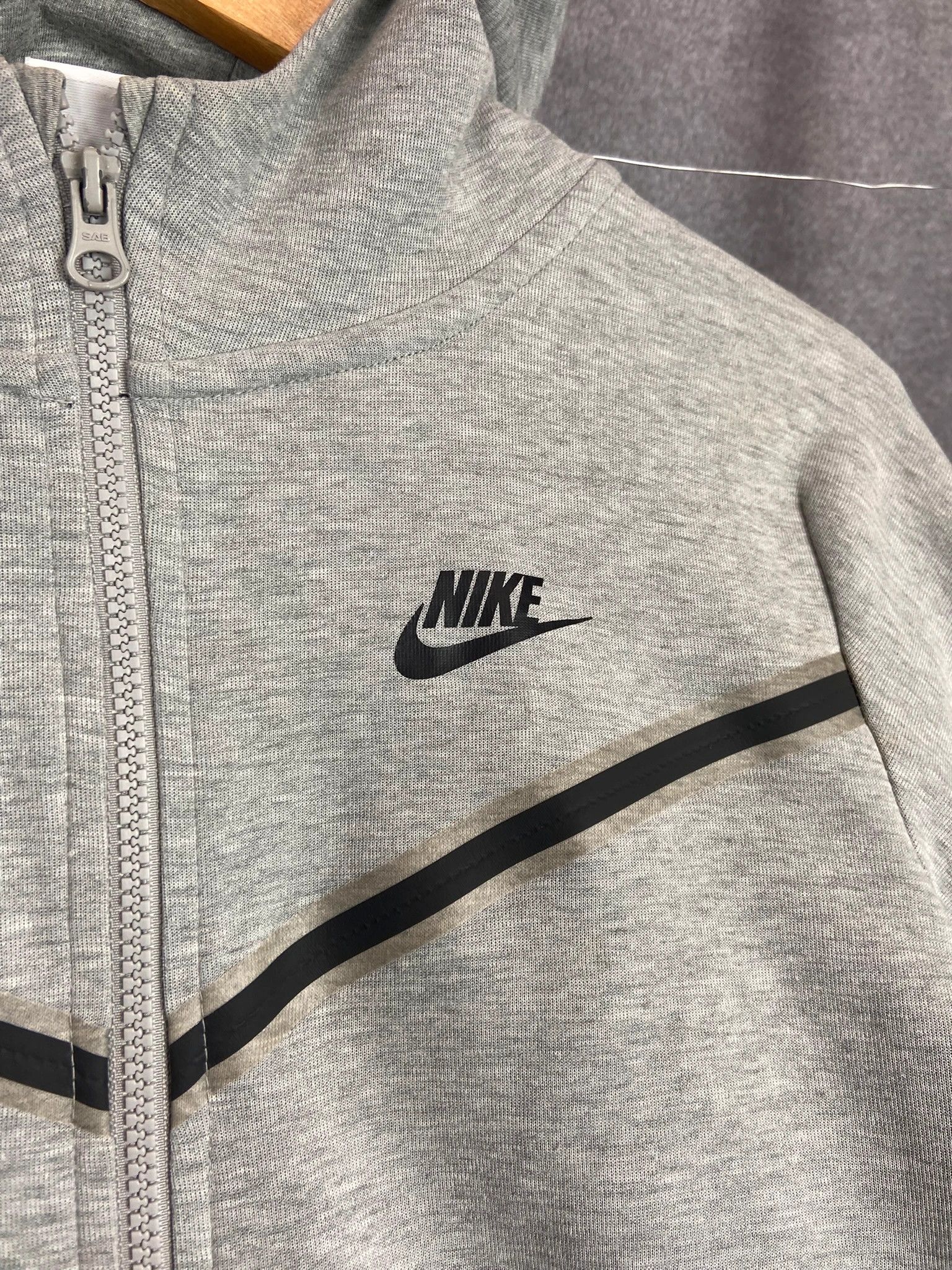 Nike Nike Tech Fleece Hoodie Gray Size S Size US S / EU 44-46 / 1 - 2 Thumbnail
