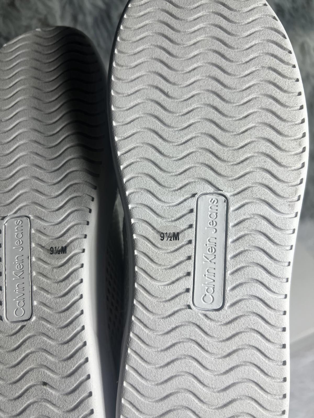 Other Calvin Klein Silver Sneakers KC HEYRA Size 9.5 M Size US 9.5 / IT 39.5 - 5 Thumbnail