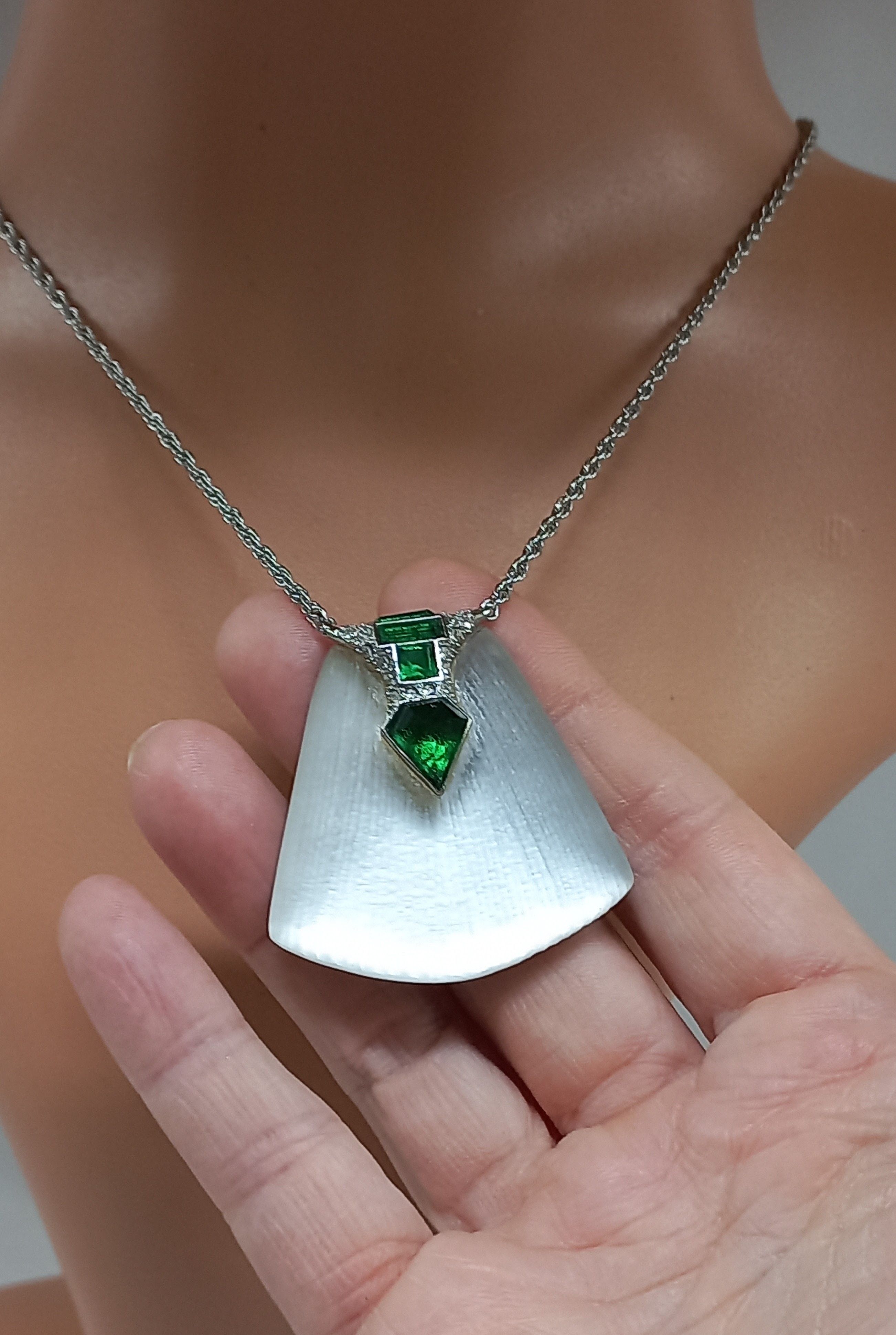 Alexis Bittar Alexis BITTAR Pendant Necklace Lucite with Green Crystals Size ONE SIZE - 1 Thumbnail