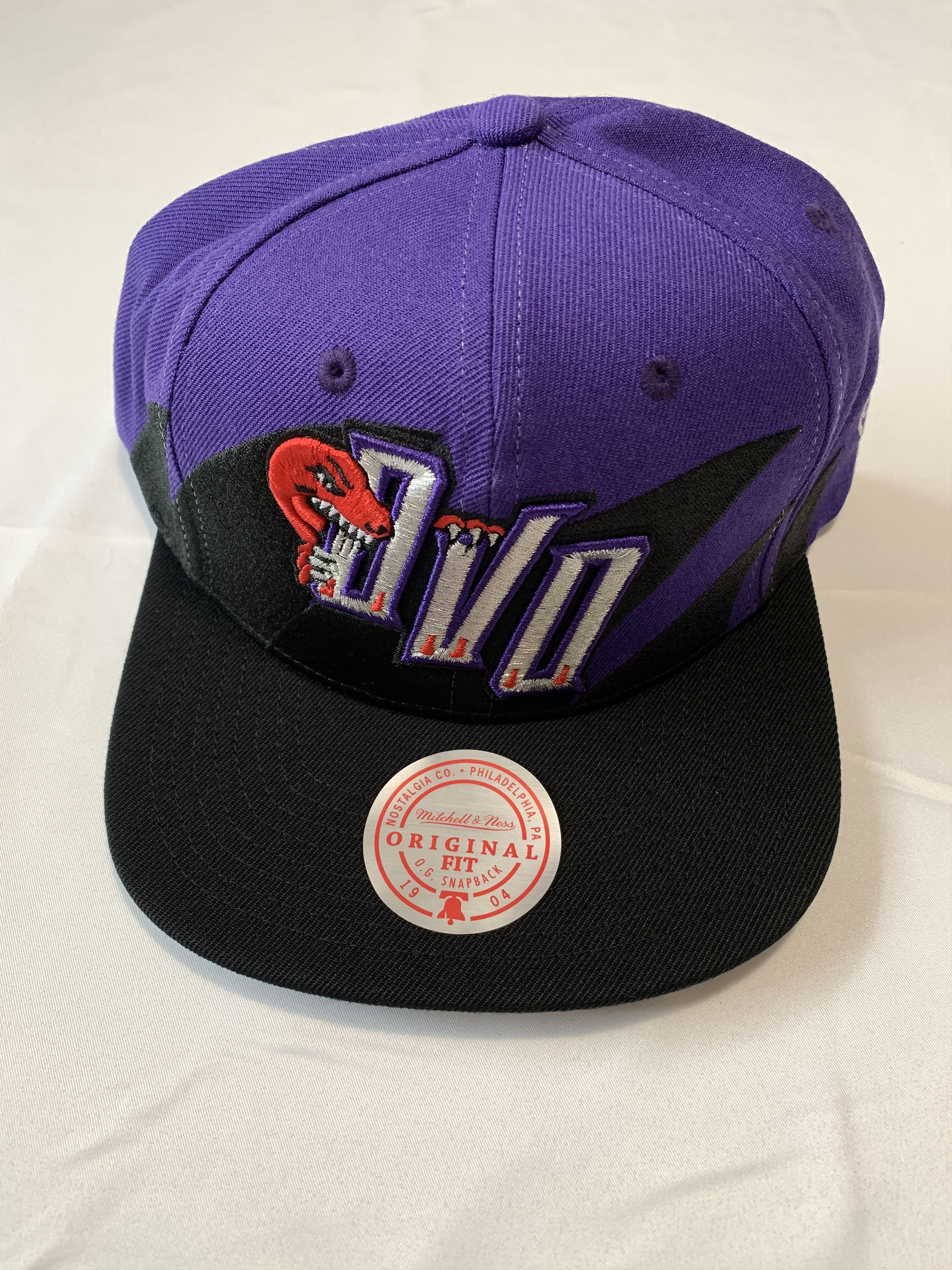 Drake OVO X Mitchell & Ness '95 Raptors OG Owl Hat Snapback Cap Size ONE SIZE - 1 Thumbnail
