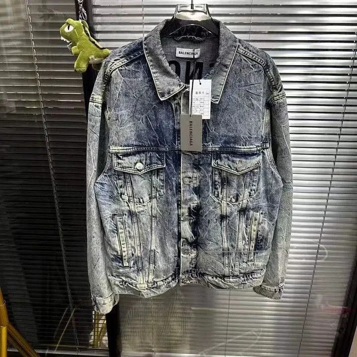 Balenciaga Balenciaga Denim Jacket Back Logo Embroidery. Size US S / EU 44-46 / 1 - 1 Thumbnail