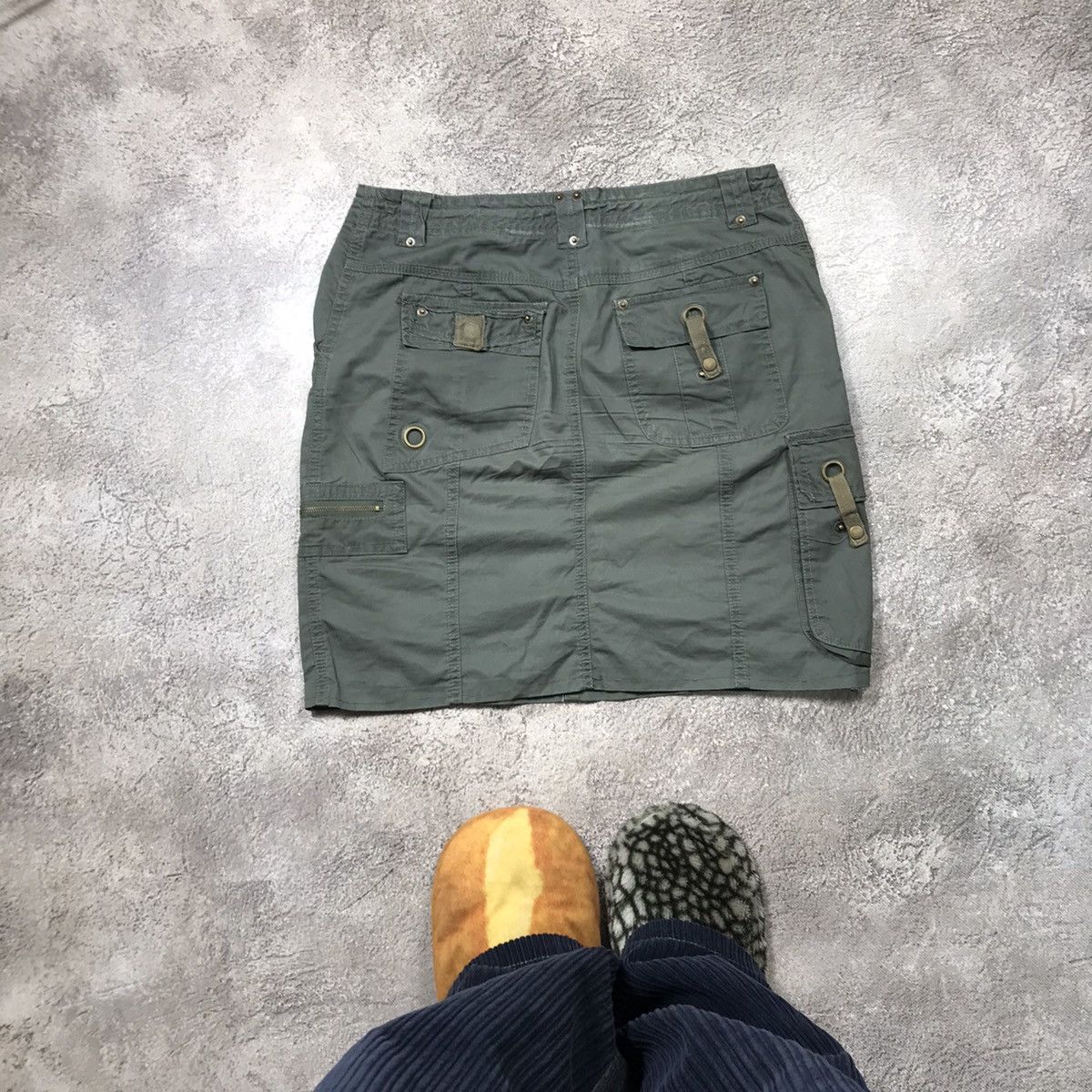 Vintage Vintage Y2K Cargo Skirt Baggy Streetwear Gorpcore Olive 32 Size 32" / US 10 / IT 46 - 5 Thumbnail