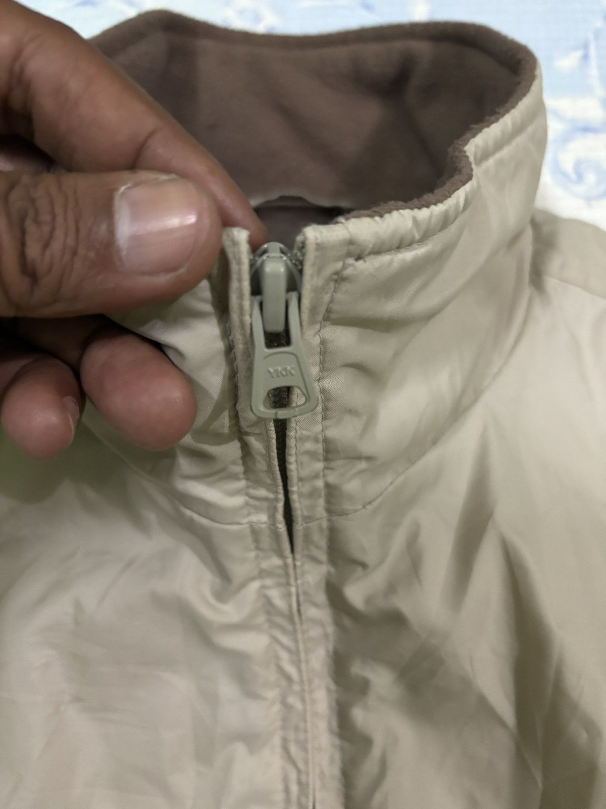 Uniqlo Uniqlo Light Jacket Full Zipper Size US L / EU 52-54 / 3 - 12 Thumbnail