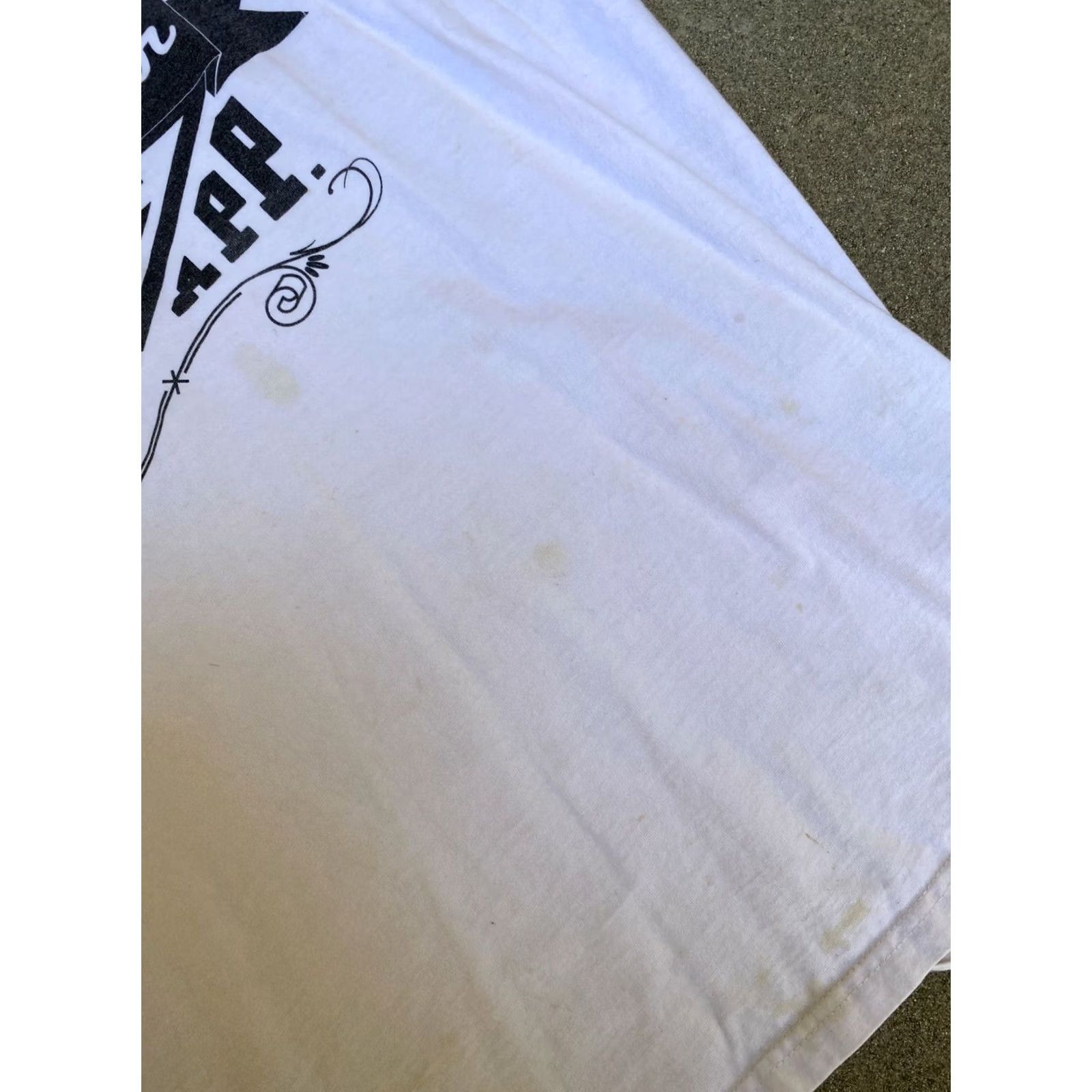 Vintage Dirty Gear Apparel Men's Stay True White Short Sleeve T Shirt L White/Navy Clean 90s style Mens Tee Size US L / EU 52-54 / 3 - 4 Thumbnail