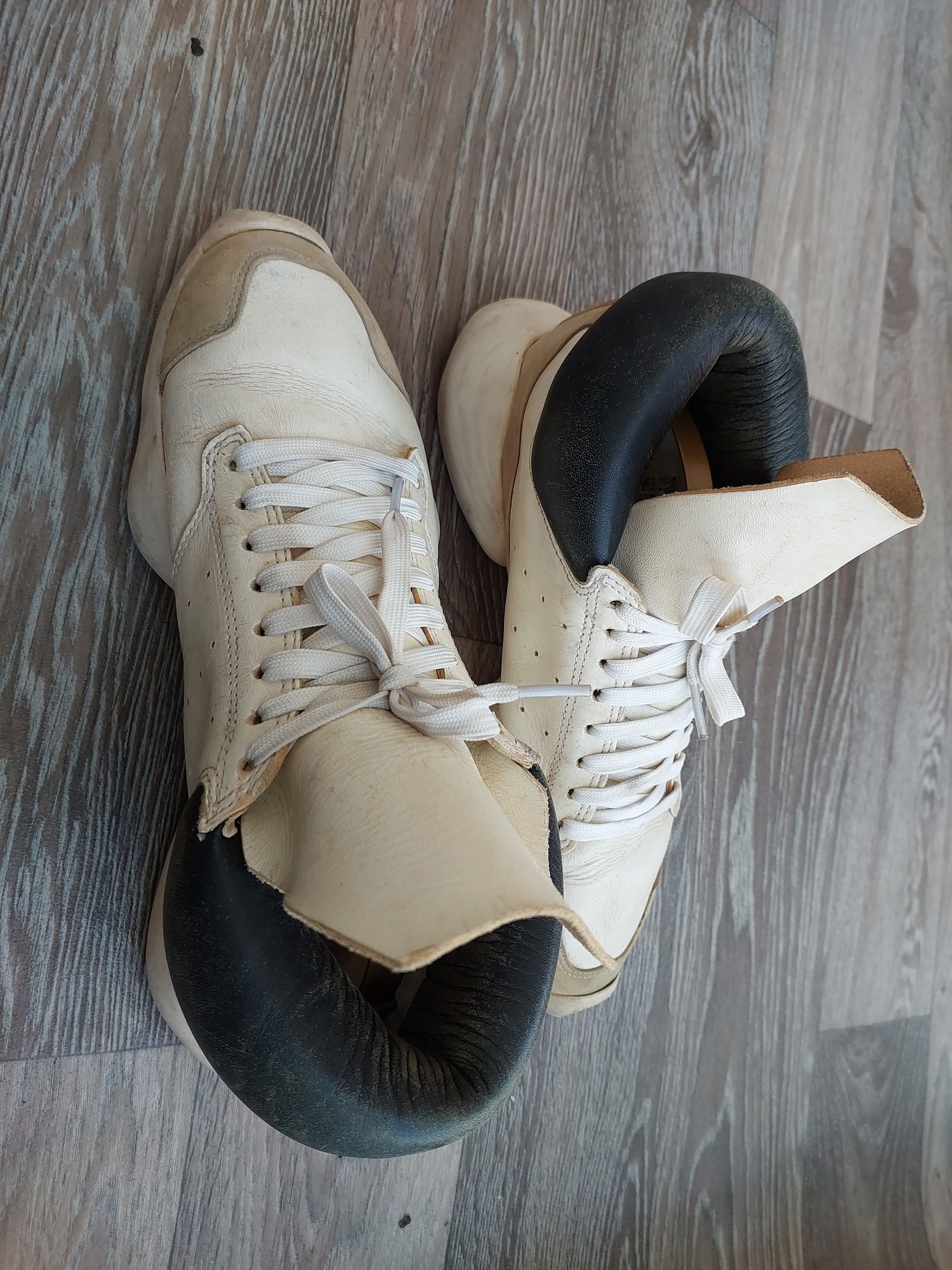 Adidas × Rick Owens Adidas x Rick Owens 'Ro Runner' sneaker in cream leather. Size US 9 / EU 42 - 3 Thumbnail