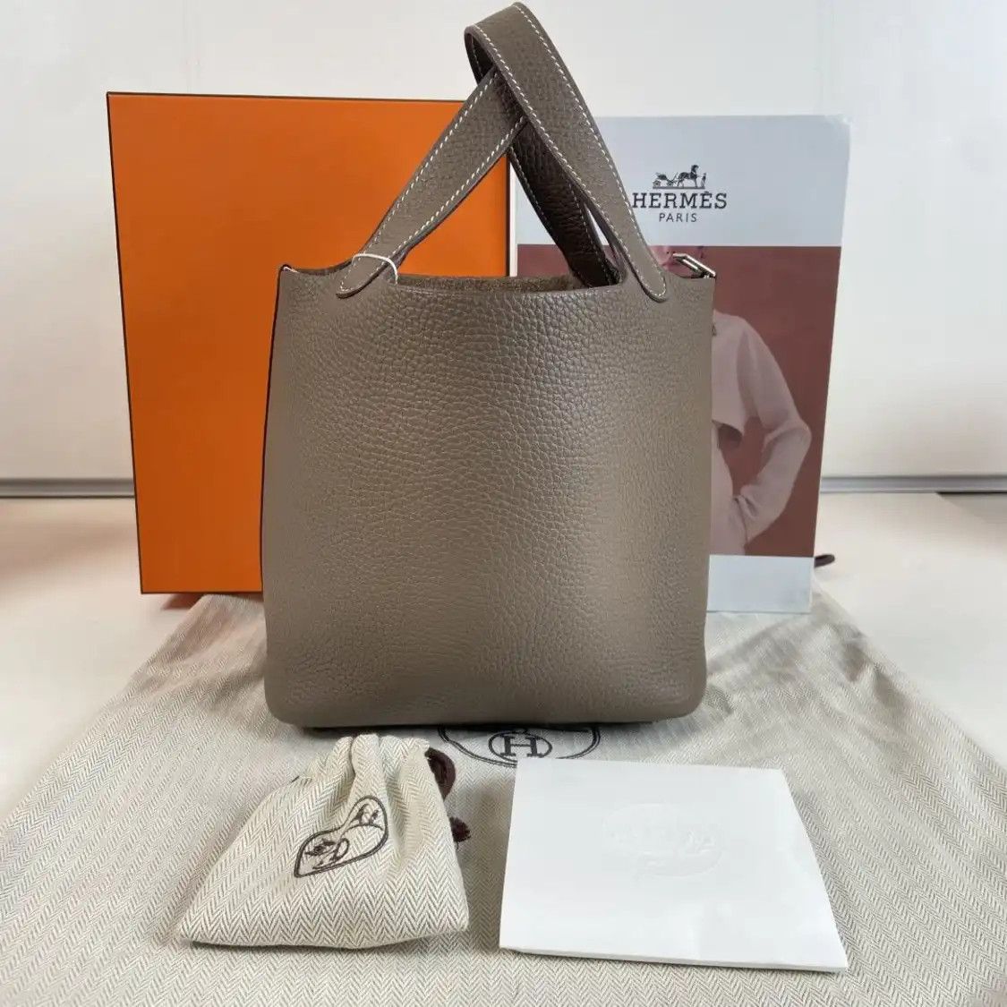 Hermes Hermes Picotin Lock 18 Etoupe Clemence cowhide leather picotin handbag silver ha Size ONE SIZE - 1 Thumbnail