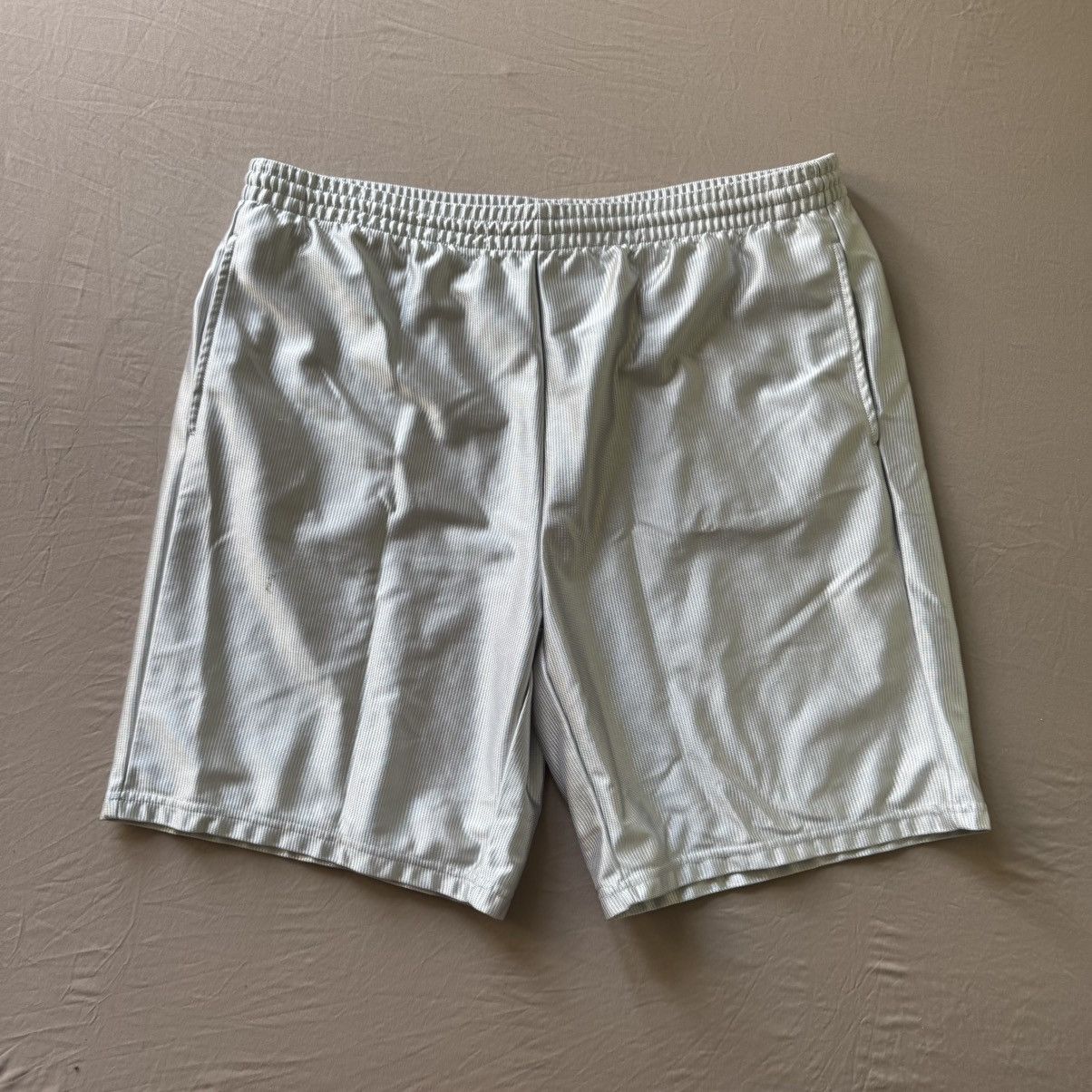 Champs Sport × Vintage Vintage Champs Sports Basketball Shorts Size US 38 / EU 54 - 1 Thumbnail