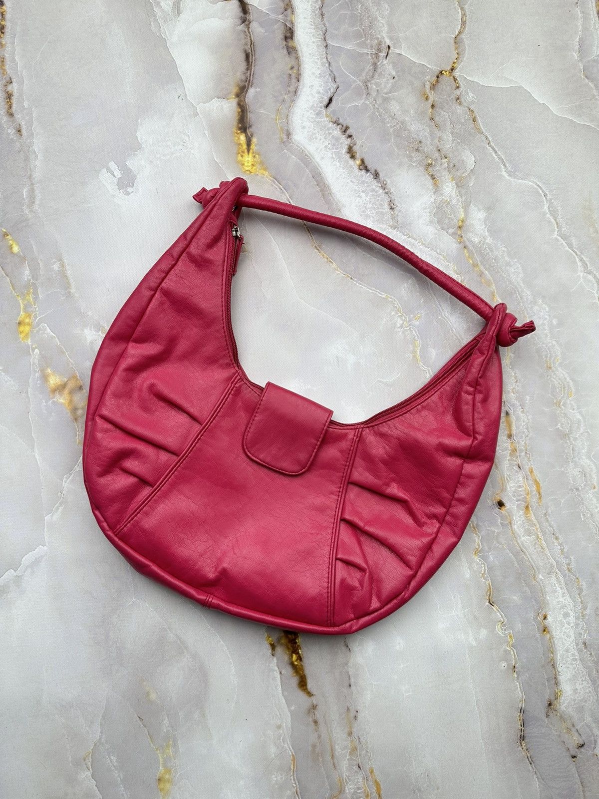 Avant Garde x Vintage Shoulder Bag in Pink, Women's