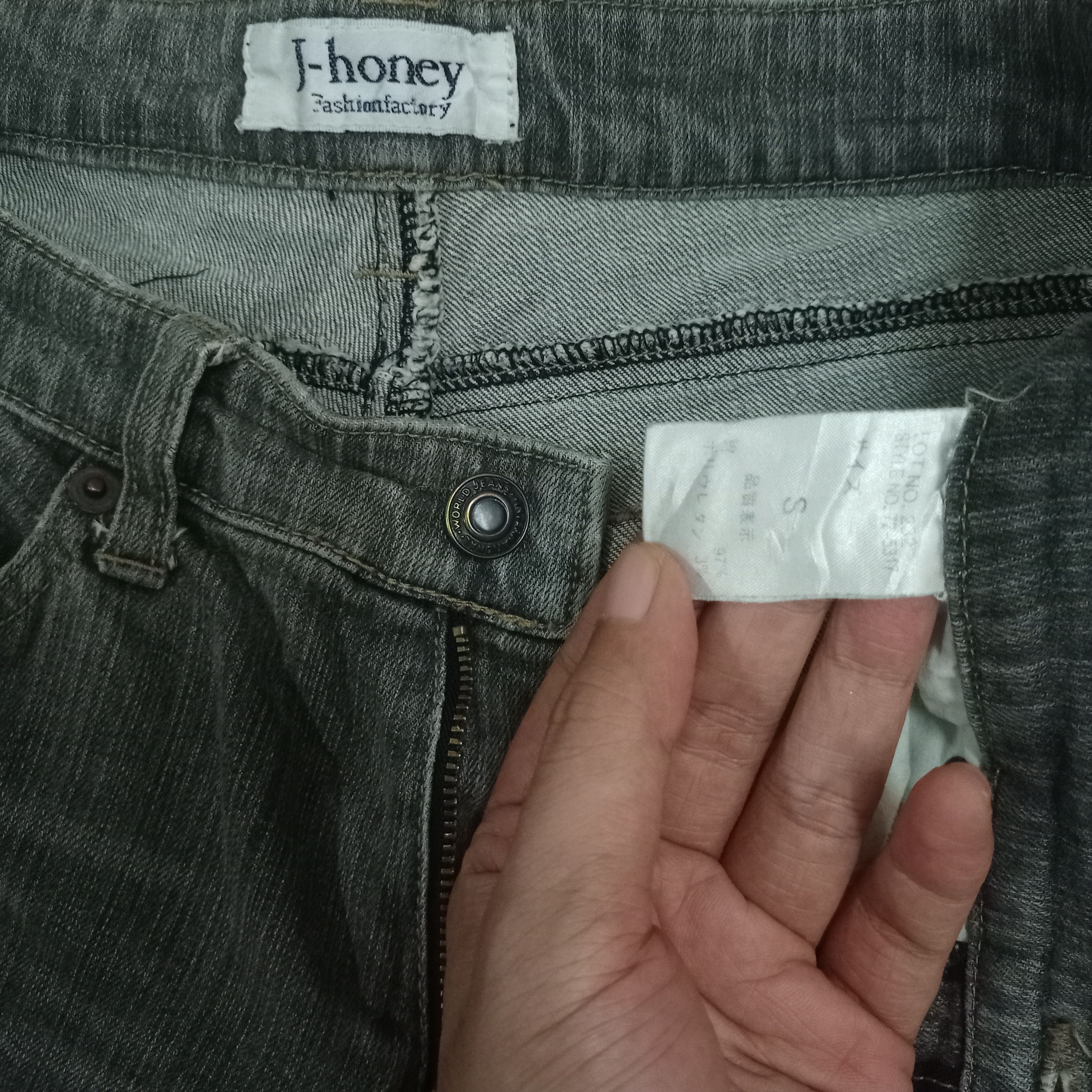 Japanese Brand Vintage Japanese Brand Faded Style Flare Jeans Size 28" / US 6 / IT 42 - 3 Thumbnail