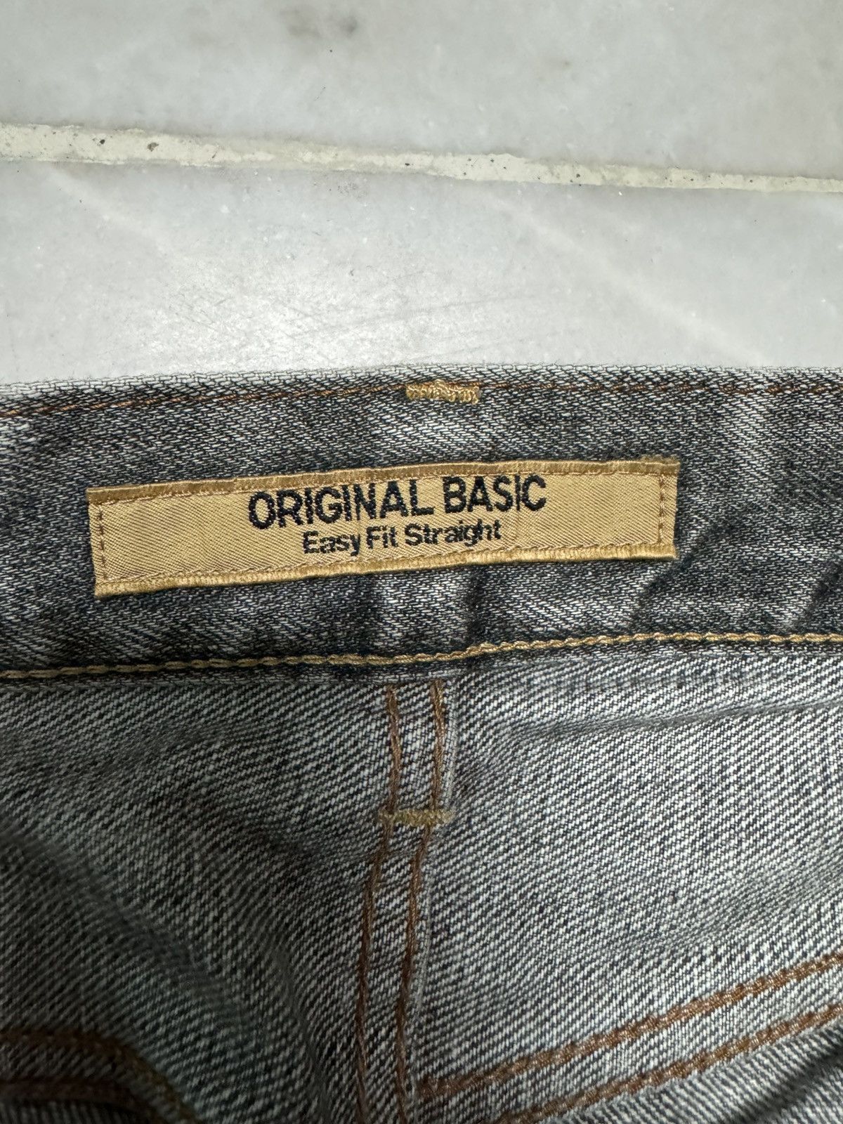 Uniqlo 💥THRASHED💥90's UNIQLO EASY FIT STRAIGHT NICE FADING DISTRESS Size US 31 - 10 Thumbnail
