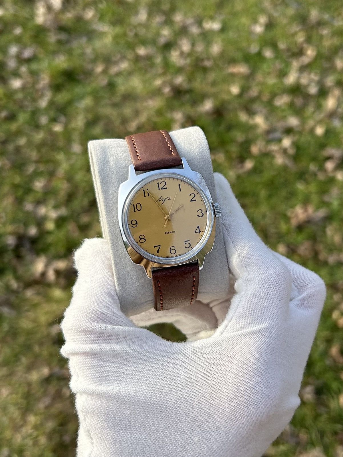 Vintage Vintage Watch Luch Soviet USSR Mechanical Retro 1980s Size ONE SIZE - 12 Thumbnail