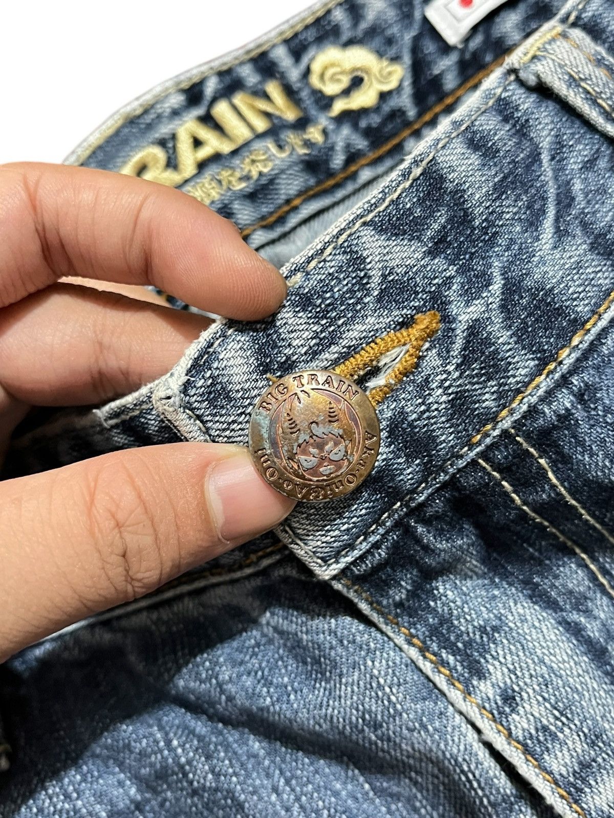 Japanese Brand 1990s Big Train Osaka Japan Aka Oni Ao Oni Japanese Brand Size US 36 / EU 52 - 7 Thumbnail