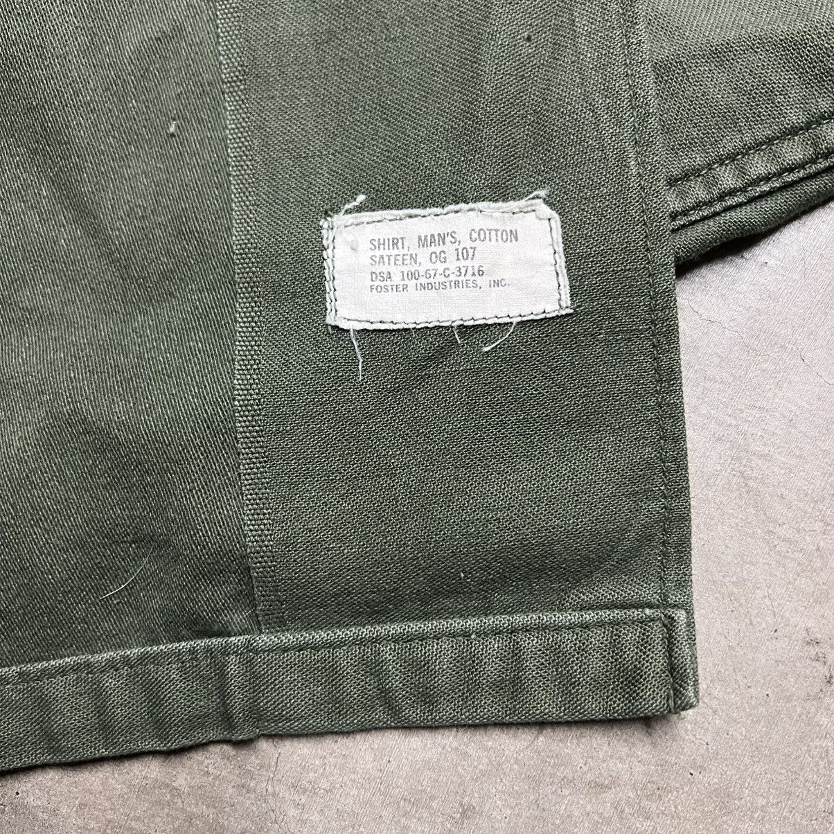 Vintage Vintage 1967 U.S. Military OG-107 Button-Up Sateen Shirt Size US M / EU 48-50 / 2 - 5 Thumbnail