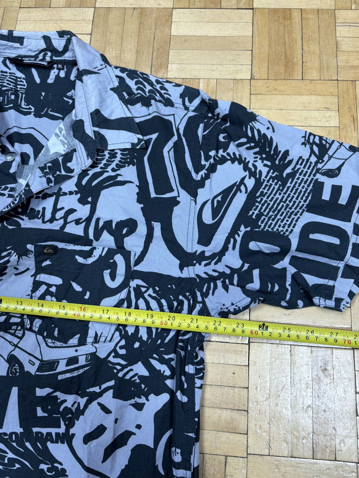 Quiksilver y2k vintage quiksilver graffiti shirt Size US XL / EU 56 / 4 - 8 Thumbnail