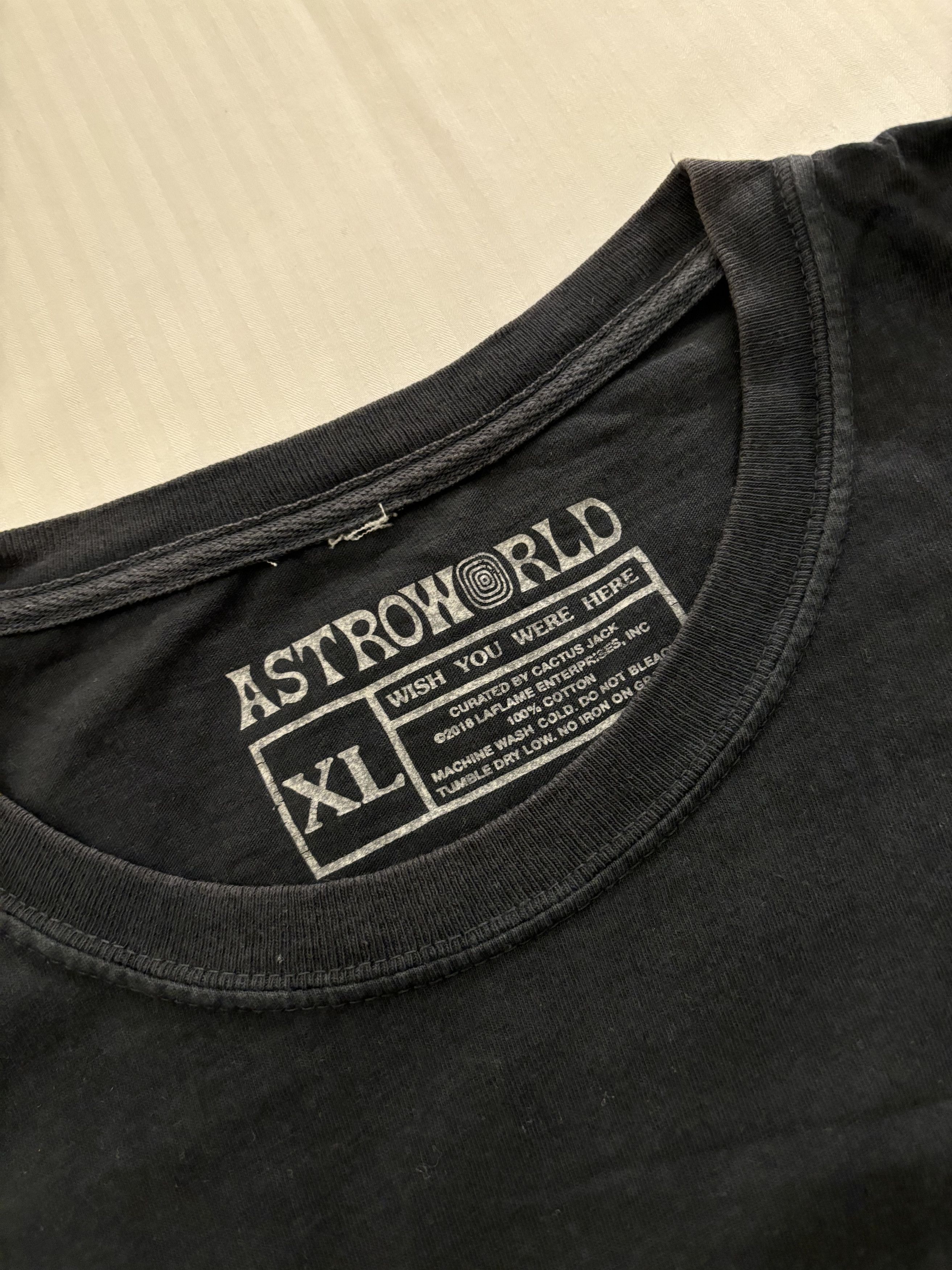 Travis Scott Astroworld Put On Smiley Face Tee Size US XL / EU 56 / 4 - 3 Thumbnail