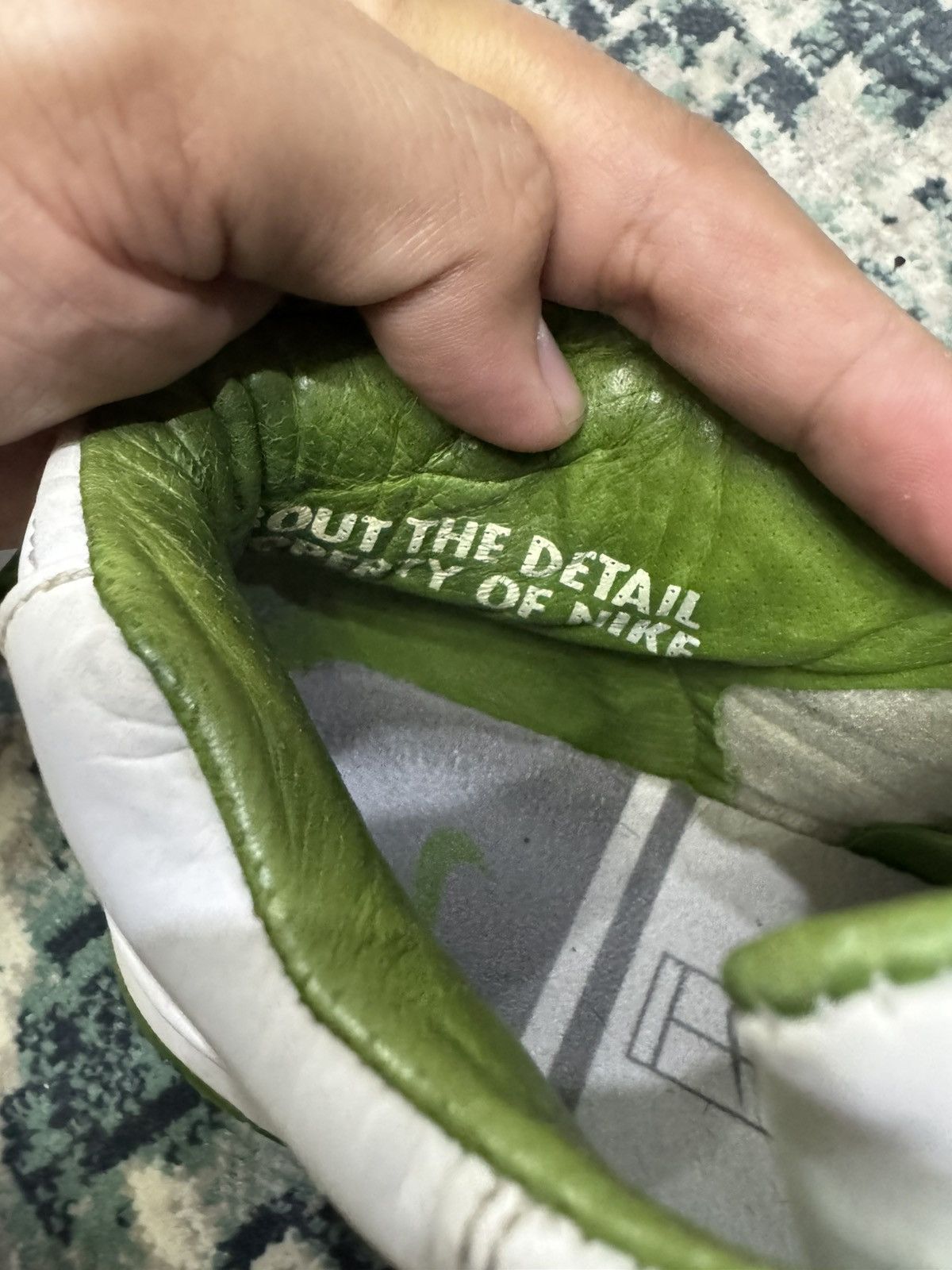 Nike 2005 NIKE AIR TRAINER 1 SP FRAGMENT WHITE CHLOROPHYLL SHOES Size US 7.5 / EU 40-41 - 11 Thumbnail