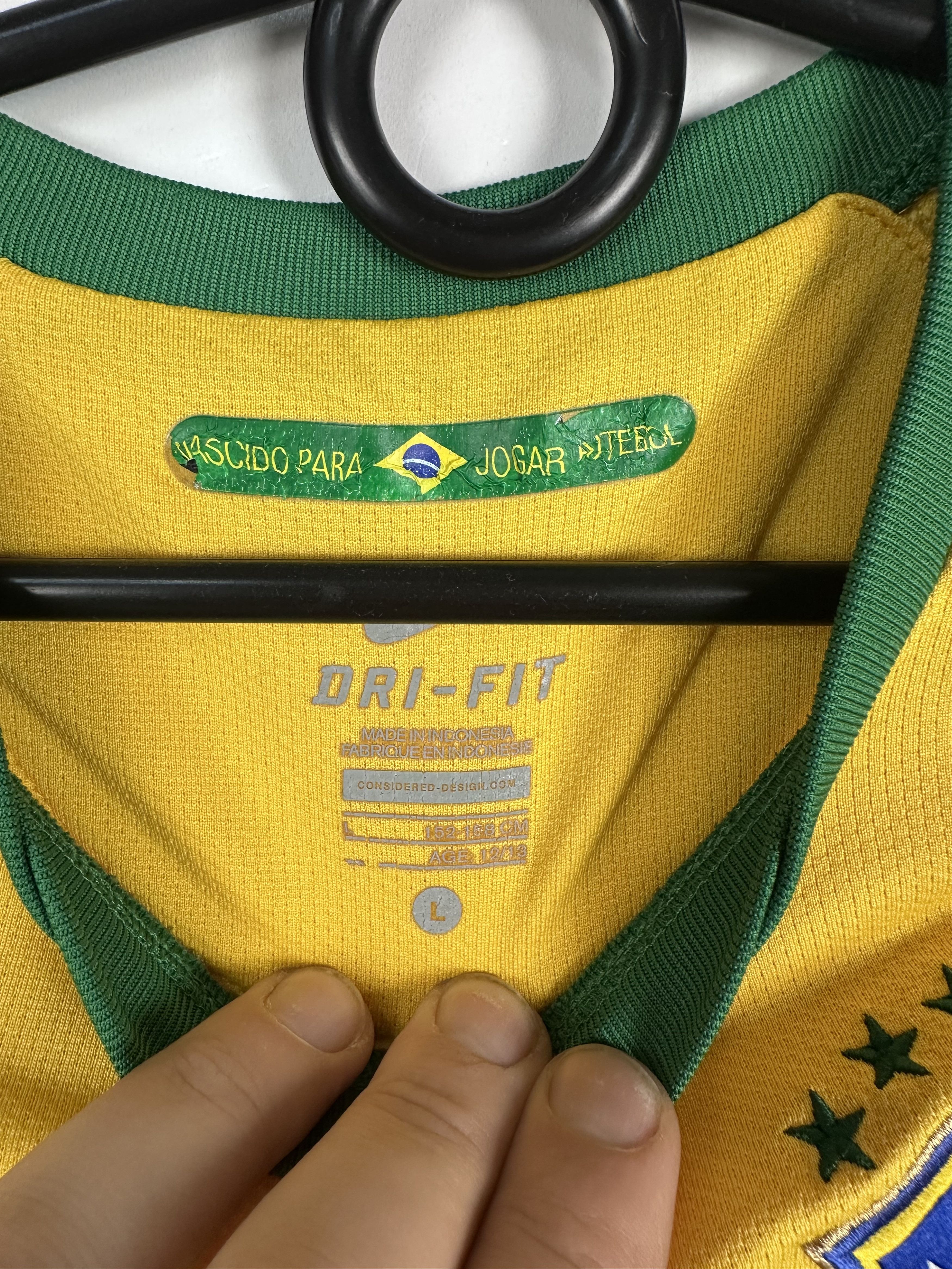 Nike Brazil 2010 11 Football Shirt Soccer Jersey Youth Size L Size US XXS / EU 40 - 7 Thumbnail