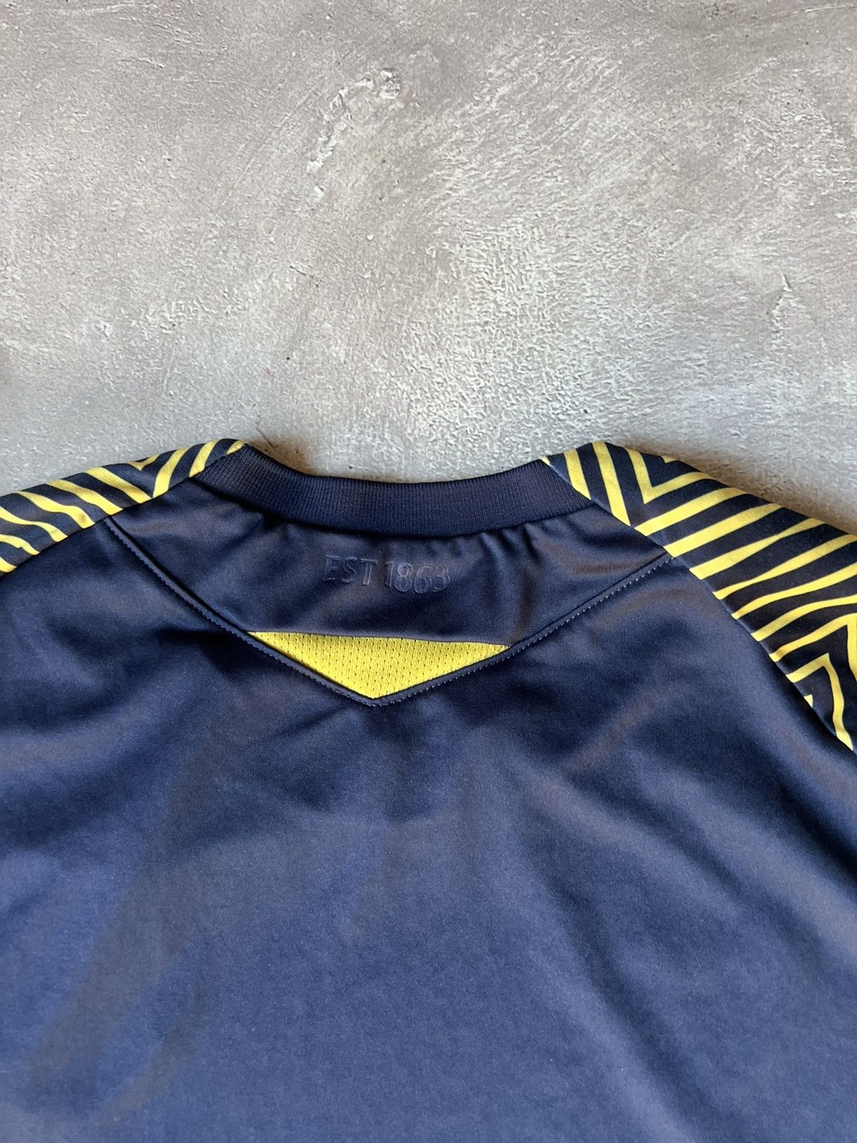 Vintage Vintage Macron Stoke City Y2k jersey Size US L / EU 52-54 / 3 - 10 Thumbnail