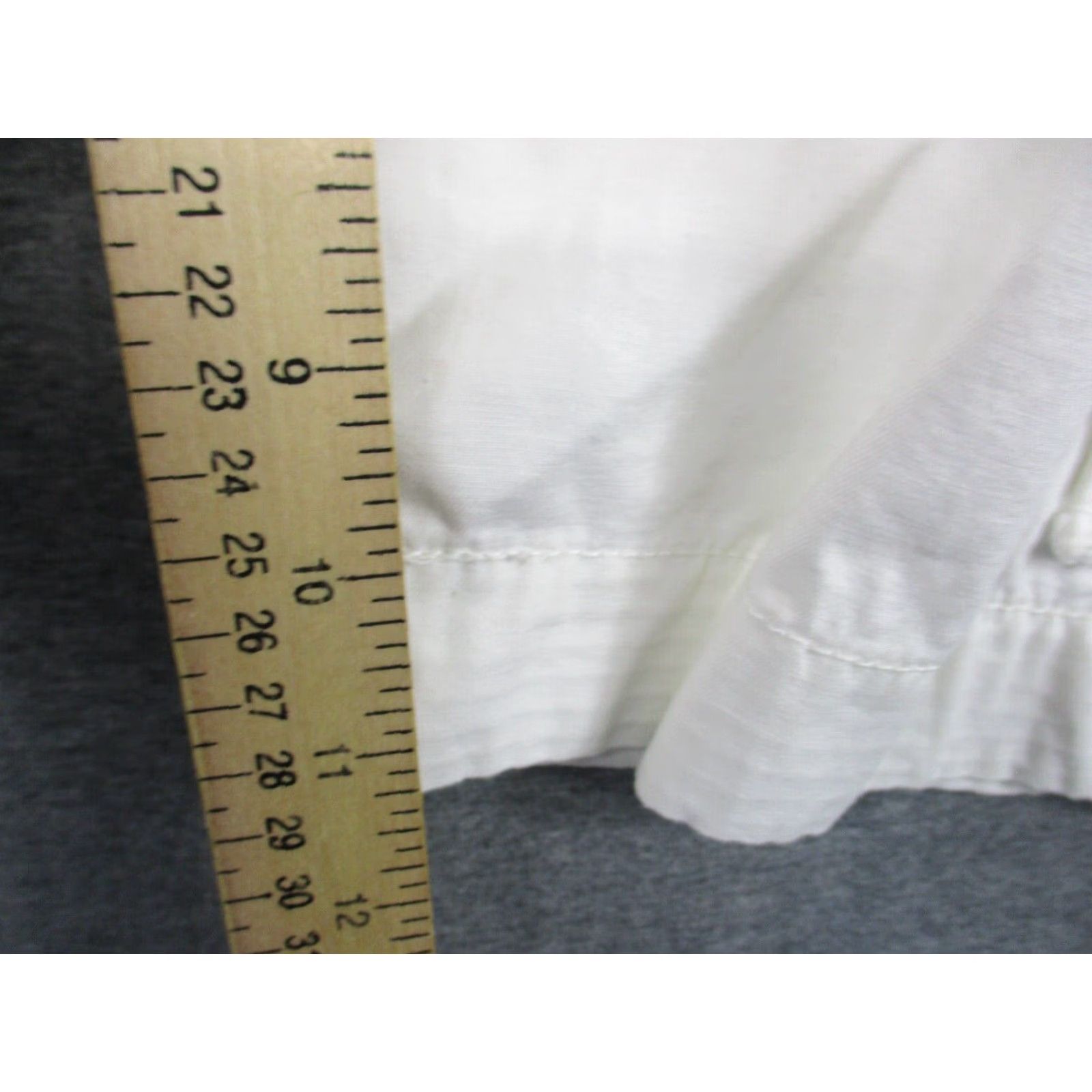 Levi's Levi's Cargo Shorts 30 Men Relaxed Fit Ivory Denim Pockets NWT Size US 30 / EU 46 - 7 Thumbnail
