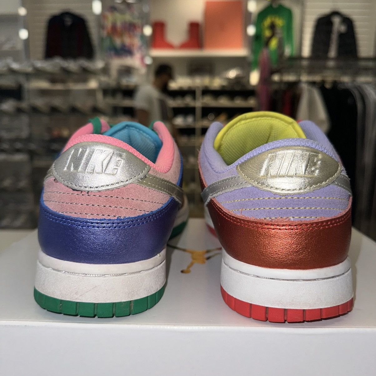 Nike Size 9.5W (8M) - Nike Dunk Low Sunset Pulse (DN0855-600) Size US 9.5 / IT 39.5 - 4 Thumbnail