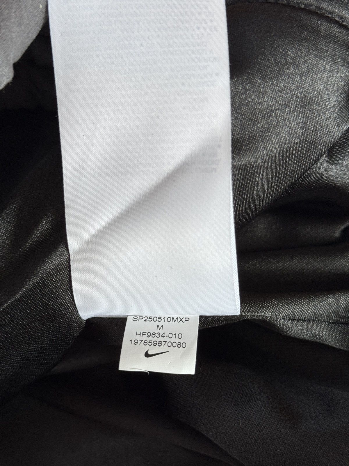 Nike × Supreme LOGO EMBROIDERED BUTTON DOWN JACKET Size US M / EU 48-50 / 2 - 10 Thumbnail