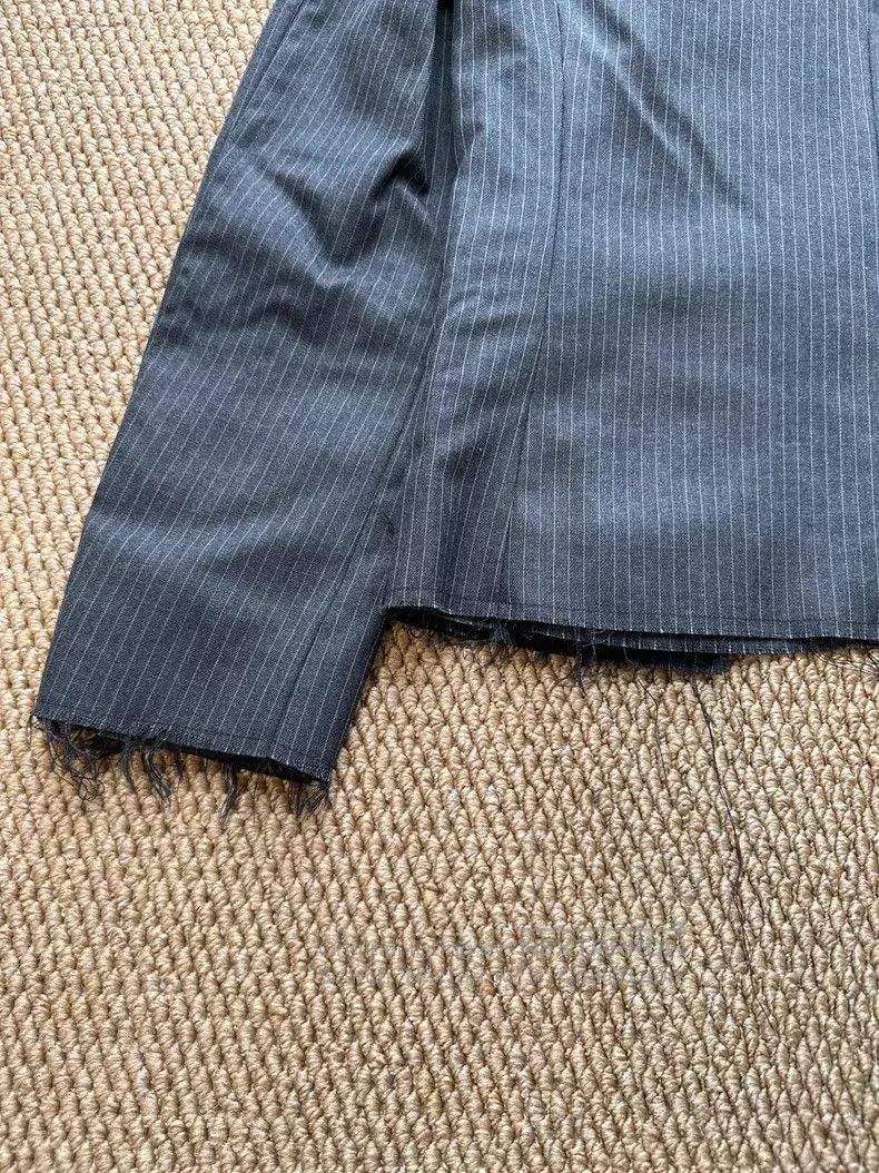 Comme des Garcons Comme Des Garcons Gray striped frayed deconstructed suit c Size M / US 6-8 / IT 42-44 - 9 Thumbnail