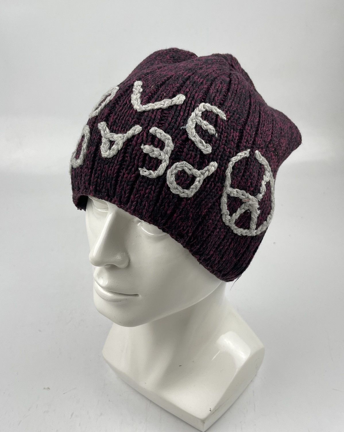 Japanese Brand love peace beanie hat tc35 Size ONE SIZE - 1 Thumbnail