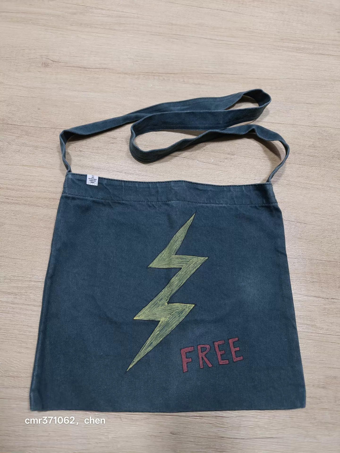 Visvim Green Canvas Crossbody Bag with Lightning Bolt Print Size ONE SIZE - 1 Thumbnail