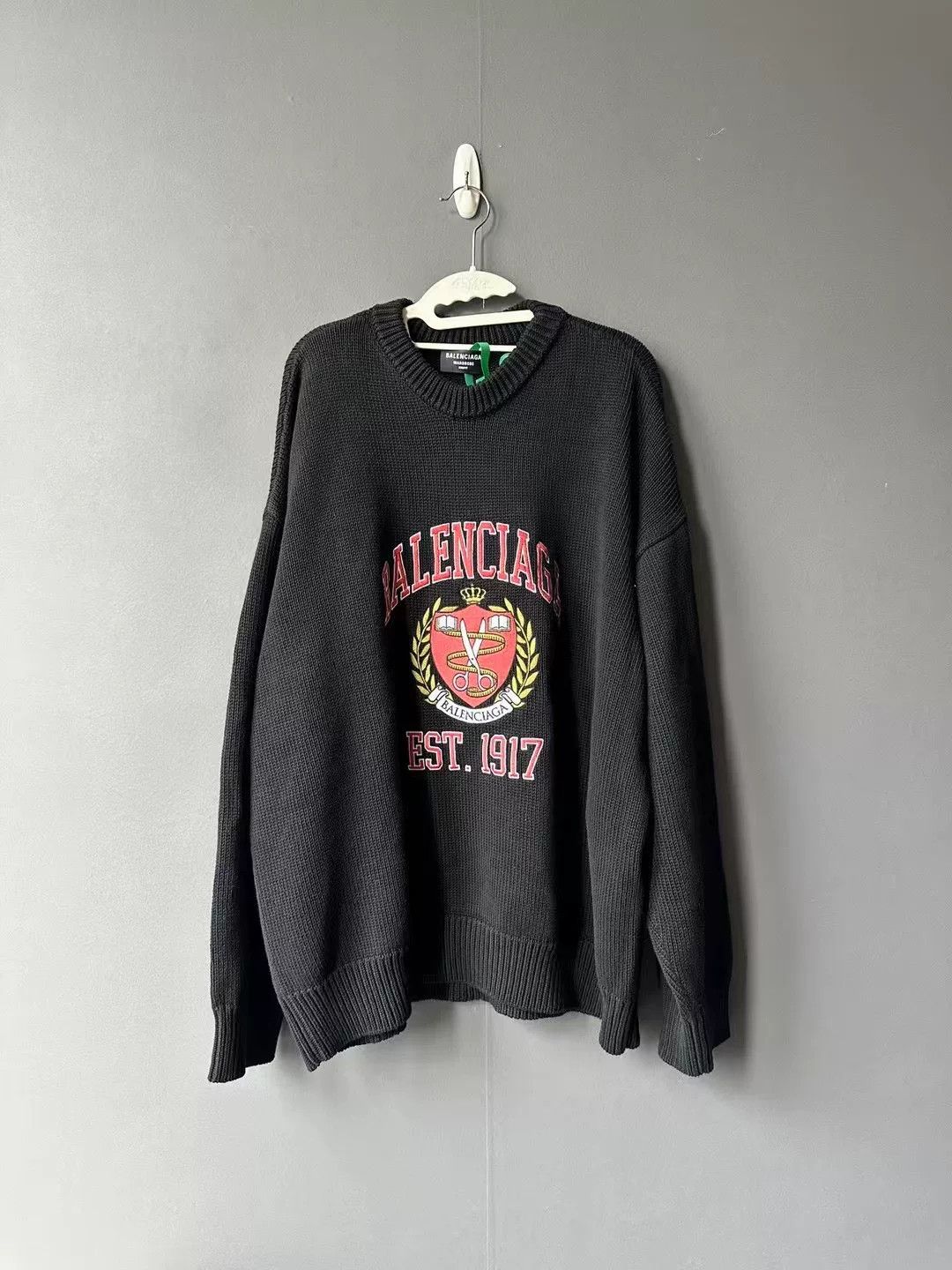 Balenciaga Balenciaga Scissors Sweatshirt L Size US L / EU 52-54 / 3 - 1 Thumbnail