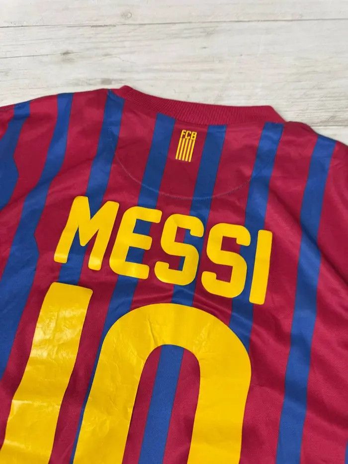 Nike Nike FC Barcelona 2011 2012 Messi #10 Home Shirt Jersey Size US L / EU 52-54 / 3 - 22 Thumbnail