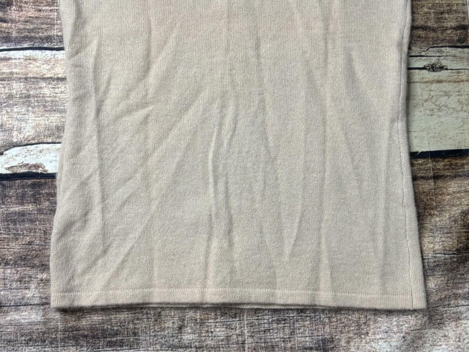 The Unbranded Brand VTG Wool Angora Top Women's Small Embroidered Short Sleeve Size S / US 4 / IT 40 - 7 Thumbnail