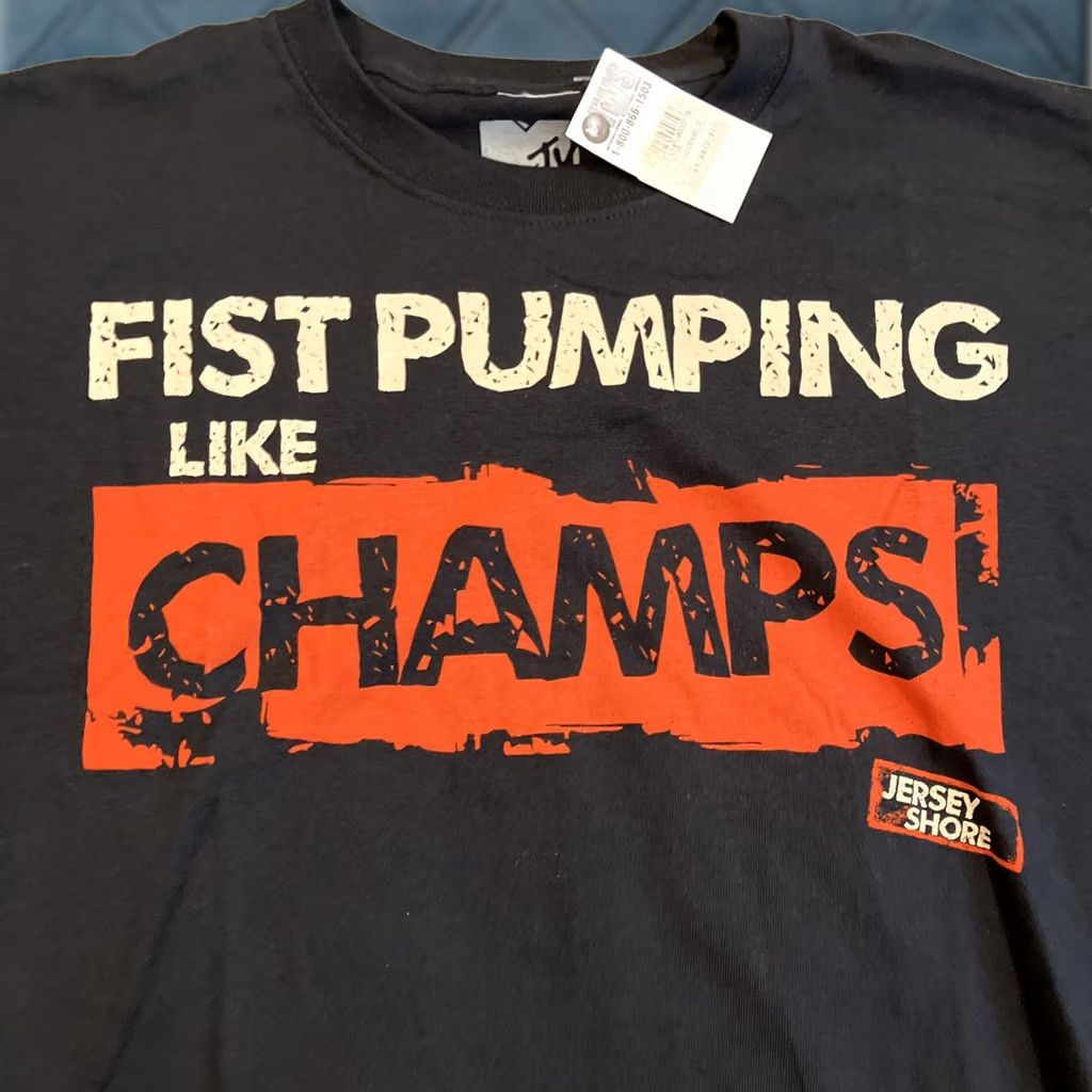Vintage VINTAGE MTV Jersey Shore T Shirt XL Black 2010 Fist Pumping Like Champs Mens Size US XL / EU 56 / 4 - 1 Thumbnail