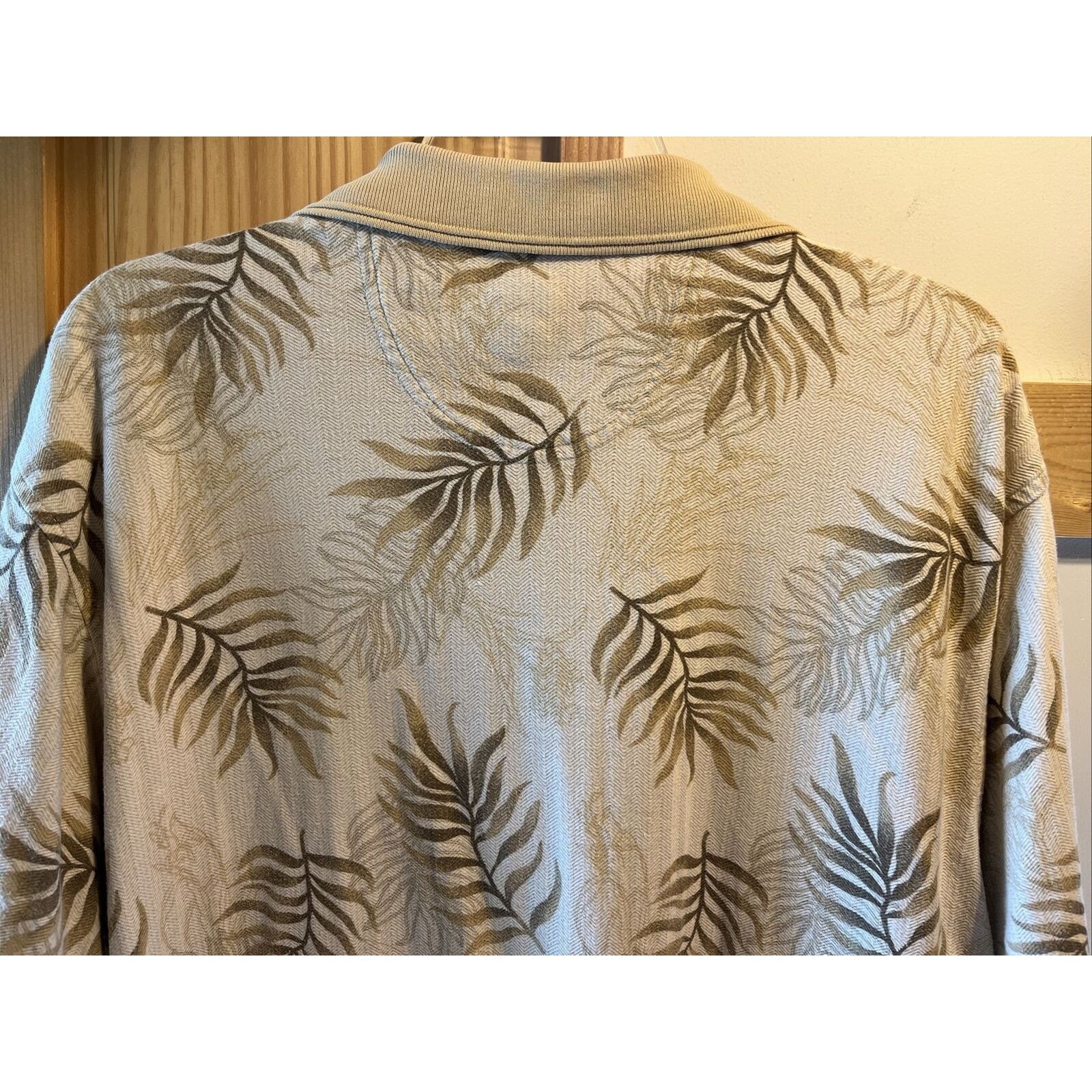Arrow Arrow Vintage Polo Men's XL Beige Floral SS 1/4 Button Shirt Size US XL / EU 56 / 4 - 8 Thumbnail