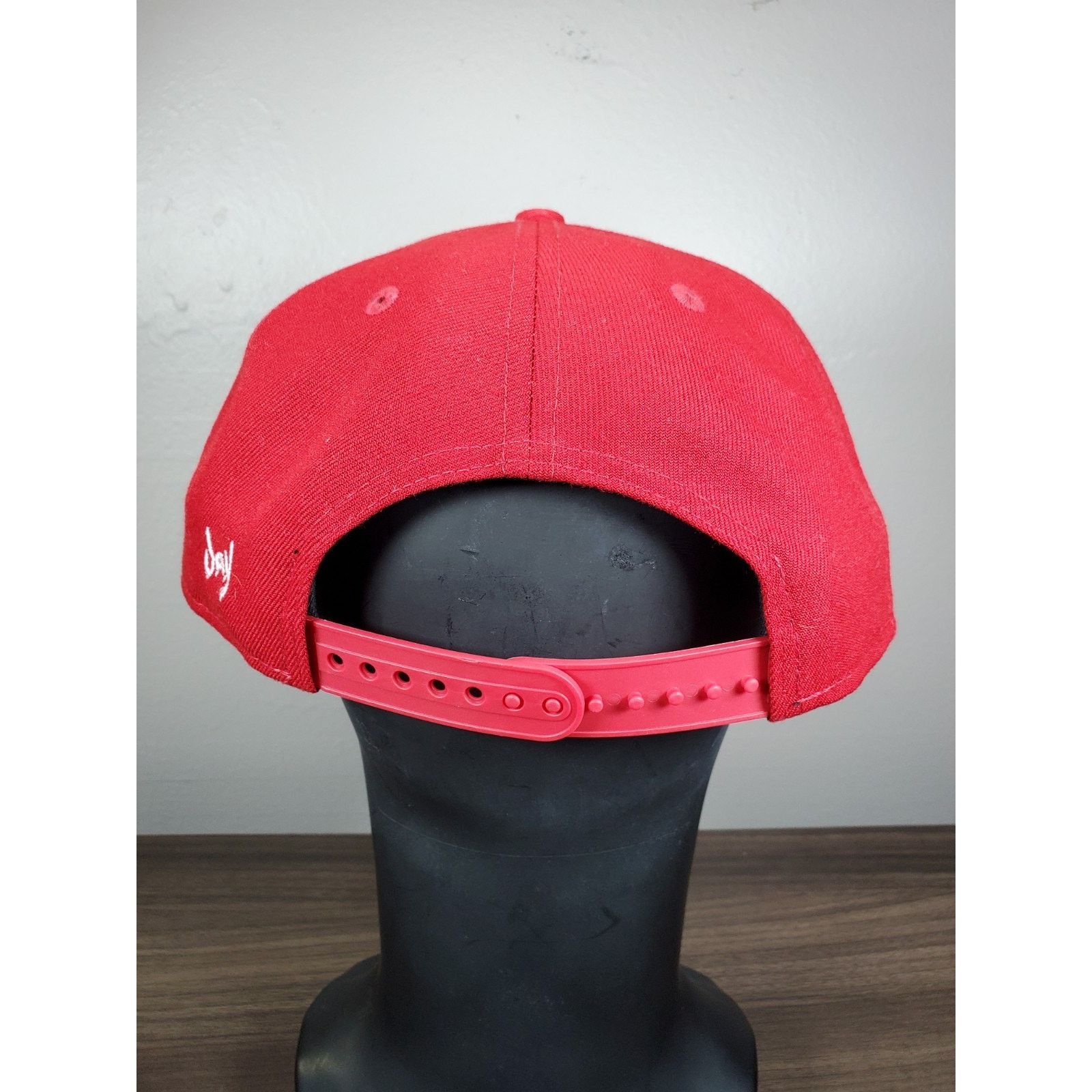 MLB × New Era Cincinnati Reds 9Fifty Hat Snapback Cap Mr Red Legs *READ* Size ONE SIZE - 7 Thumbnail
