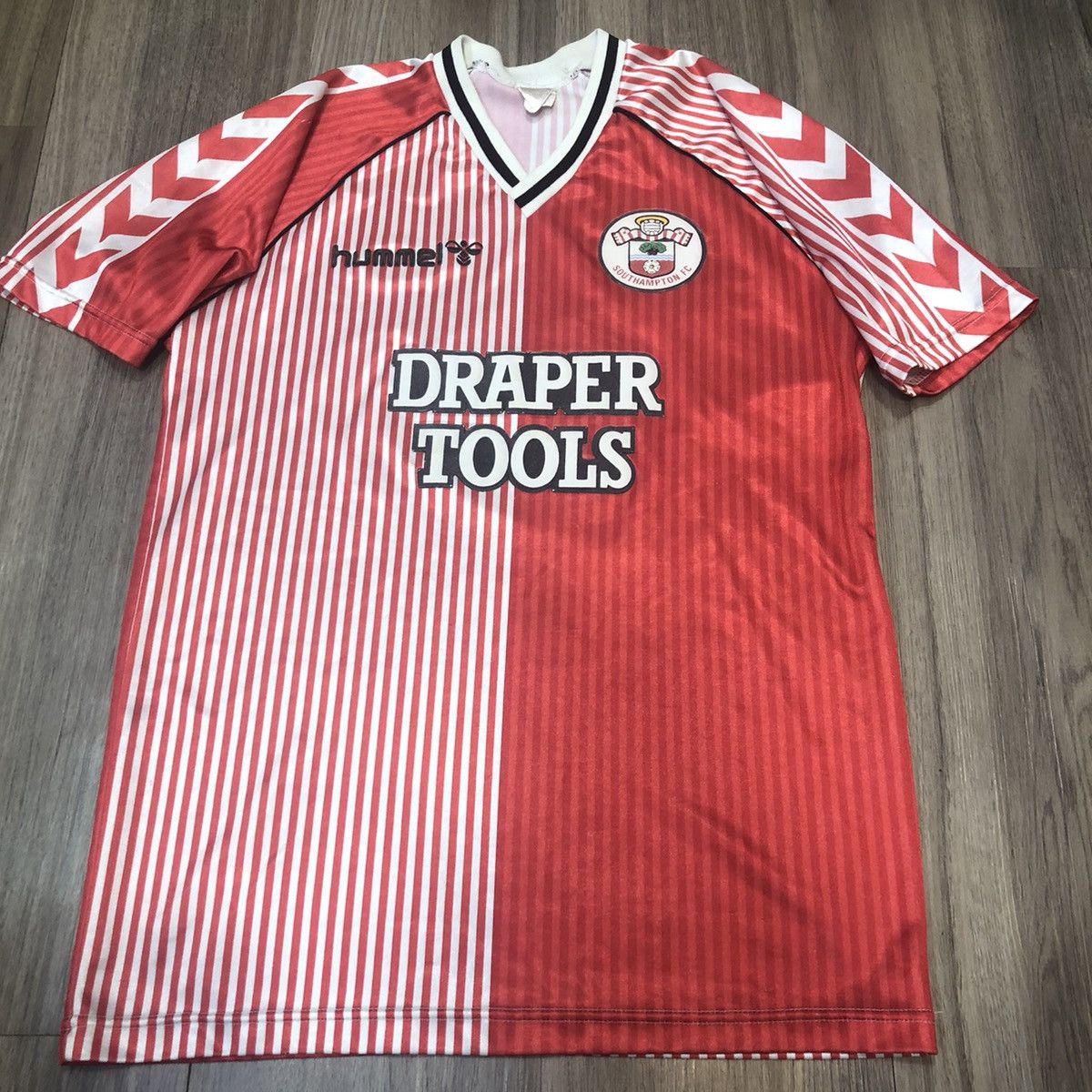 Hummel Southampton 87/89 home shirt Size US S / EU 44-46 / 1 - 1 Thumbnail