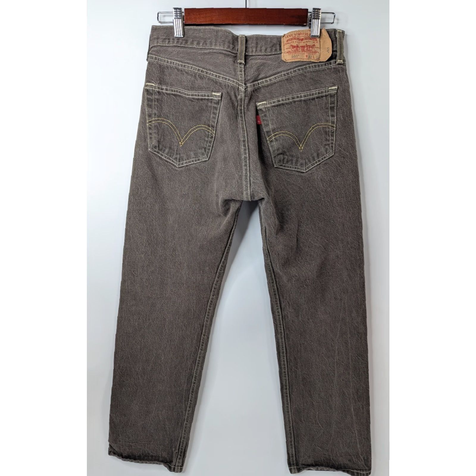 Levi's VINTAGE Levi's 501 Jeans Mens Straight Brown Denim 30x29 Button Fly 5-Pocket Regular Fit Cotton Jeans 1980s Y2K Size US 30 / EU 46 - 5 Thumbnail