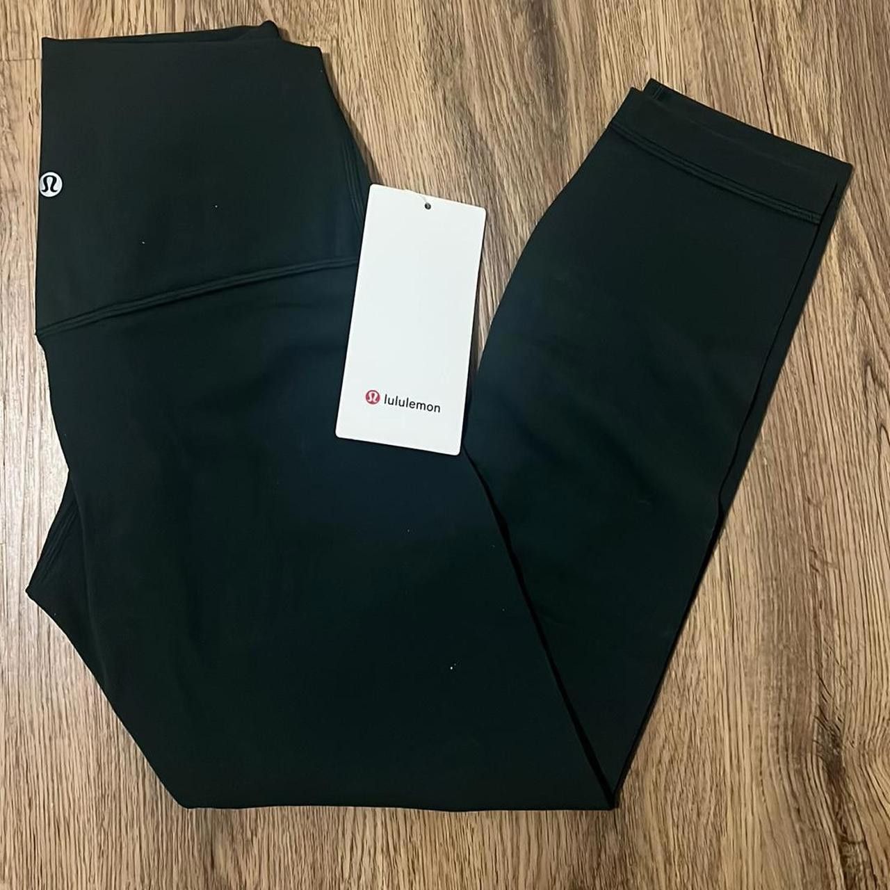 Lululemon Lululemon Women's Green and Black Legging Size 28" / US 6 / IT 42 - 2 Thumbnail