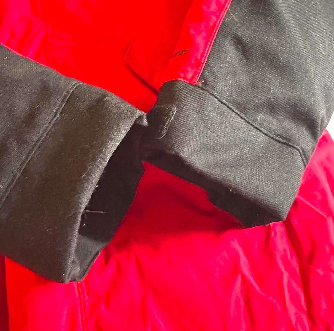 The North Face North Face Men’s Red & Black Down Parka with Fur-Trim Hood Size US M / EU 48-50 / 2 - 7 Thumbnail