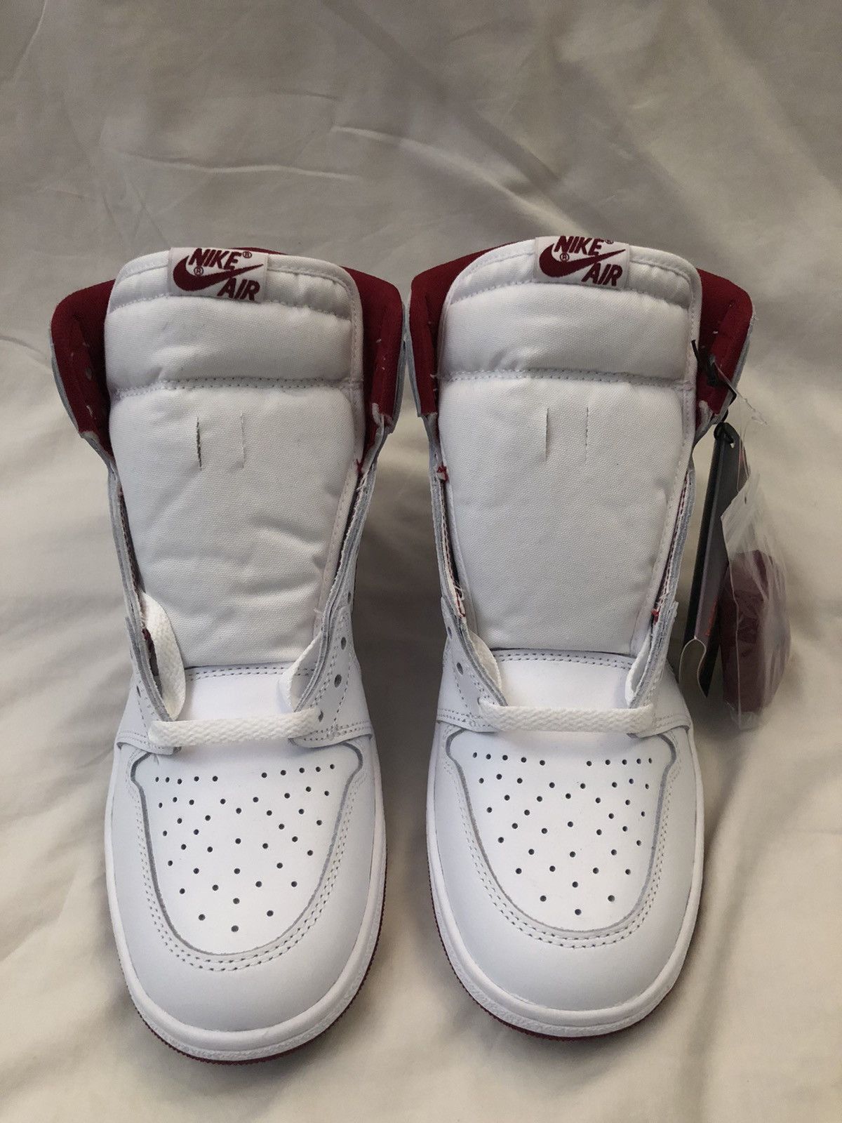 Jordan Brand Jordan 1 Retro Size US 8.5 / EU 41-42 - 4 Thumbnail