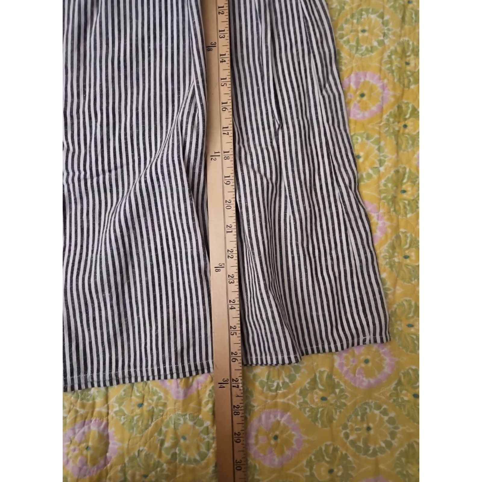 THE GREAT The Great Women’s Gray White Stripes Embroidery waist Skirt Size 1 Shirt? Size 25" / US 0 / IT 36 - 8 Thumbnail