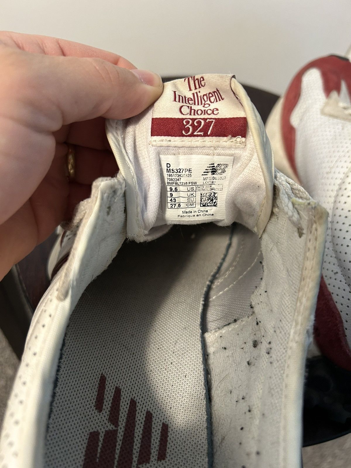 New Balance Original New Balance 327 Size US 9.5 / EU 42-43 - 5 Thumbnail