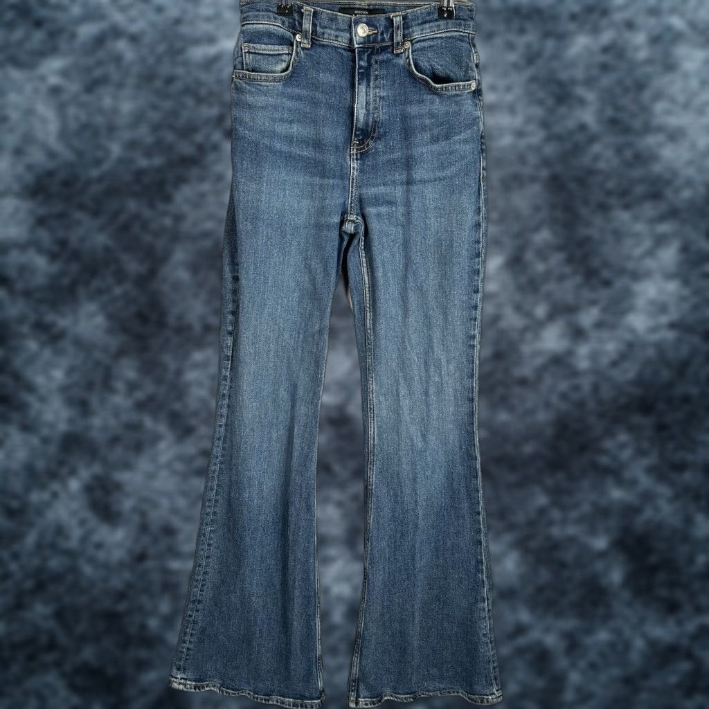 Mango Mango MNG Selection Flare Leg Jeans Womens 4 Blue Medium Wash High Waist Denim Cotton Blend Regular Size 4 Womens Size 27" / US 4 / IT 40 - 1 Thumbnail