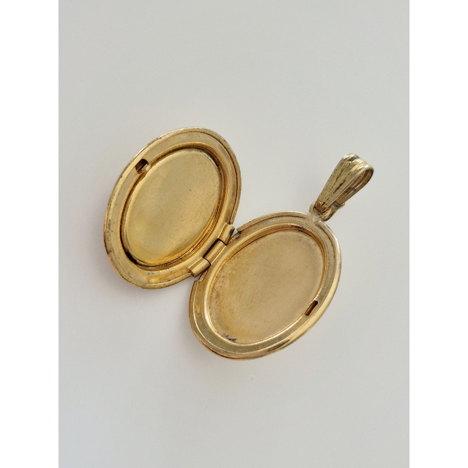 Other Vintage Porcelain Victorian Locket Size ONE SIZE - 3 Thumbnail