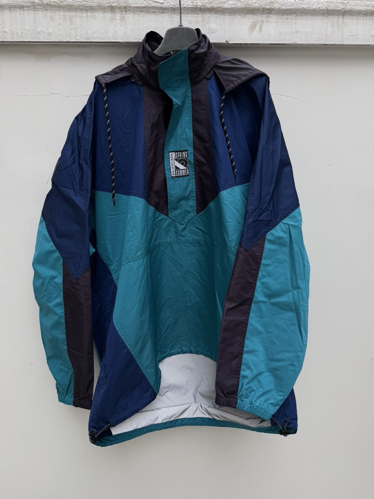 Balenciaga Balenciaga SS18 Anorak BNWT Size US M / EU 48-50 / 2 - 1 Thumbnail