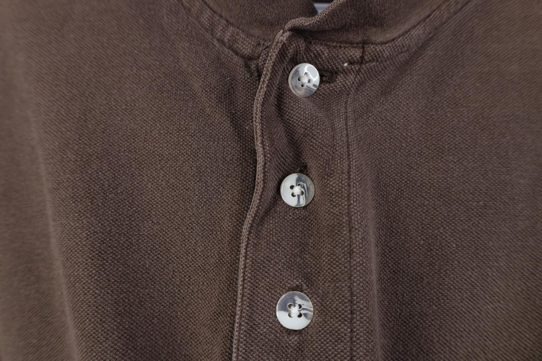 Vintage Vintage 90s Streetwear Pique Cotton Henley T-Shirt Brown Size US L / EU 52-54 / 3 - 5 Thumbnail