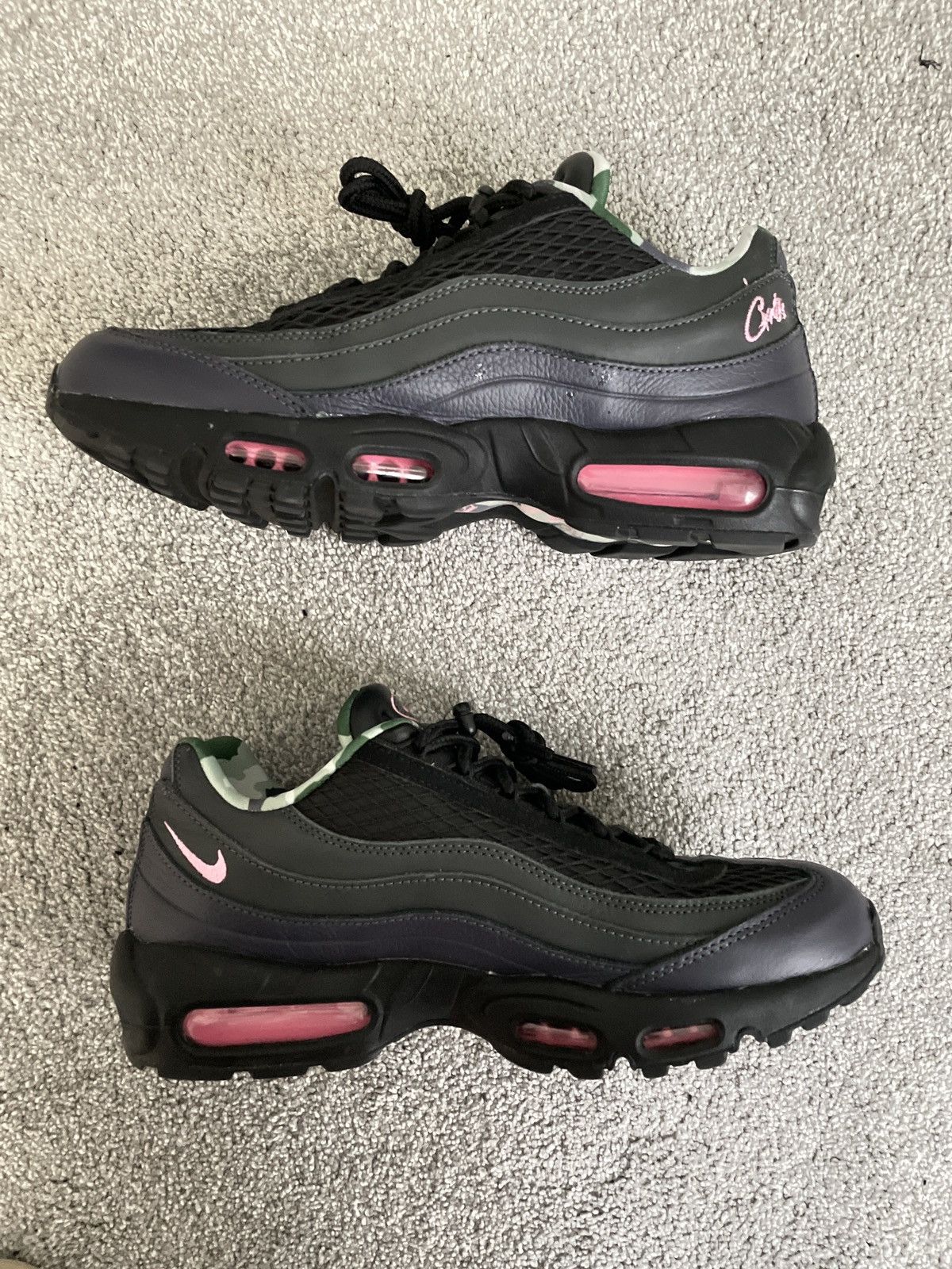 Corteiz × Nike Nike Air Max 95 SP (Corteiz Pink Beam) Size US 9.5 / EU 42-43 - 2 Thumbnail