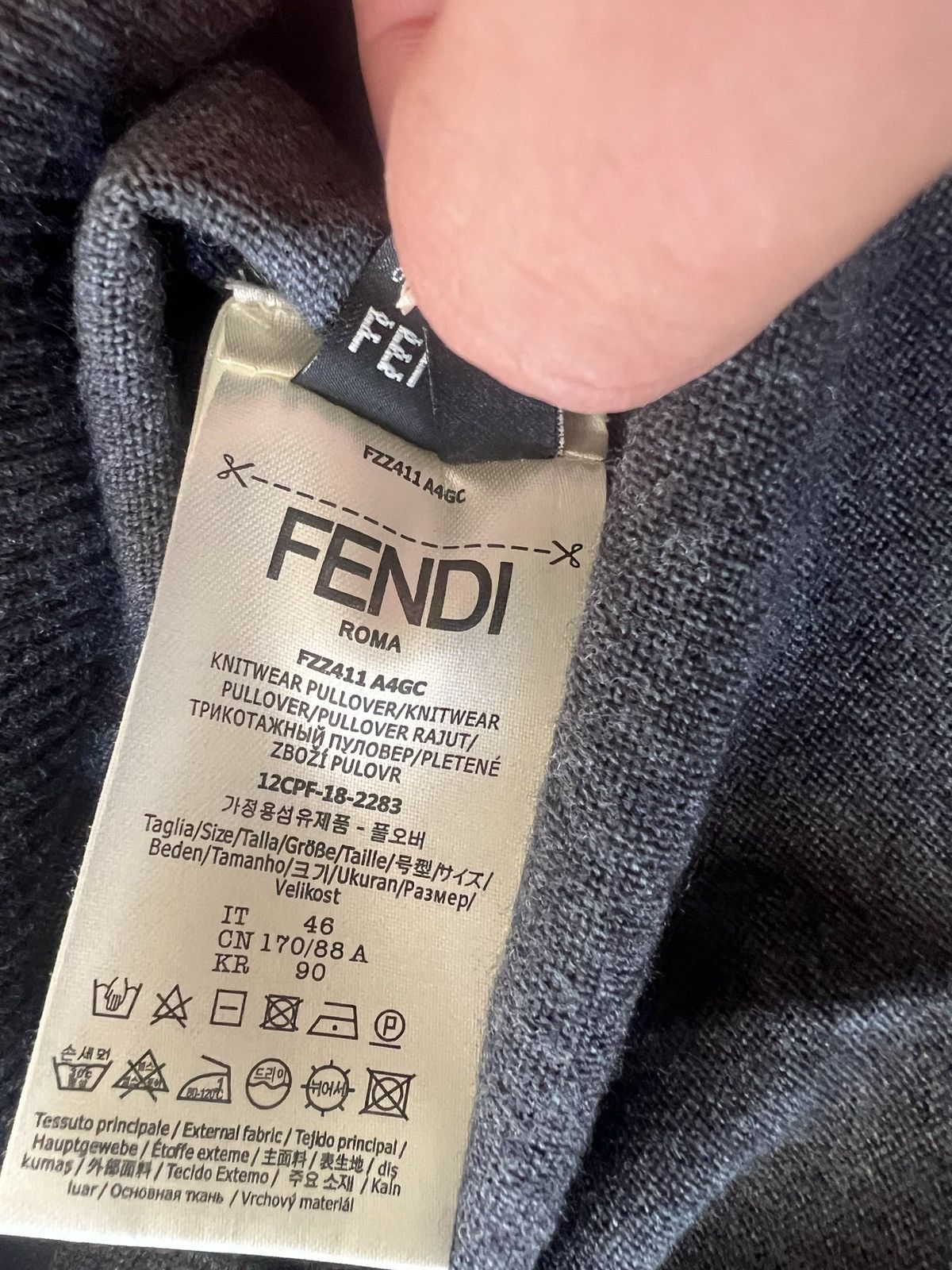 Fendi Fendi longlseeve Size US S / EU 44-46 / 1 - 6 Thumbnail