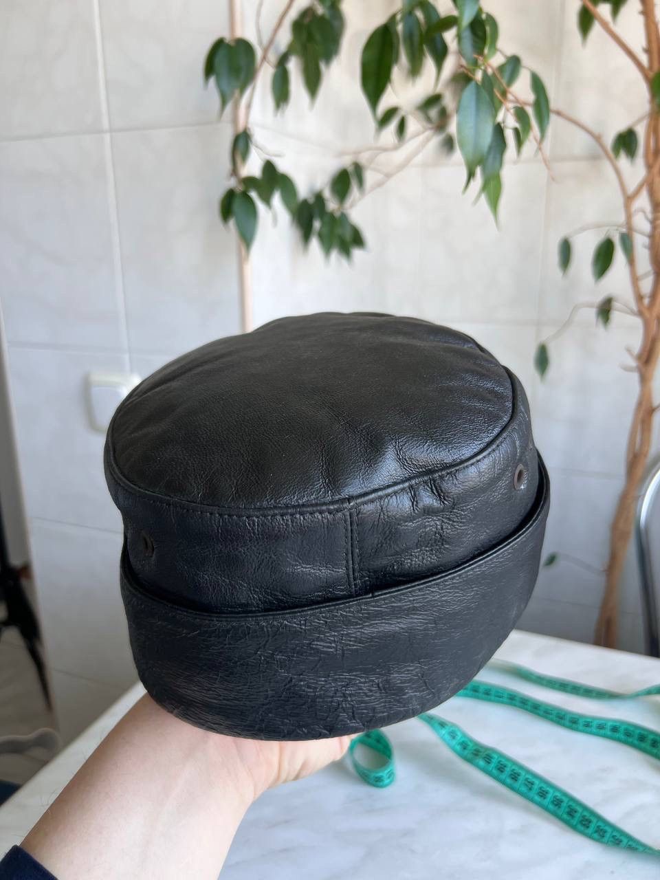 Vintage Mens vintage Leather Captain's cap Ukrainian Police 2001 Y2K Size ONE SIZE - 7 Thumbnail